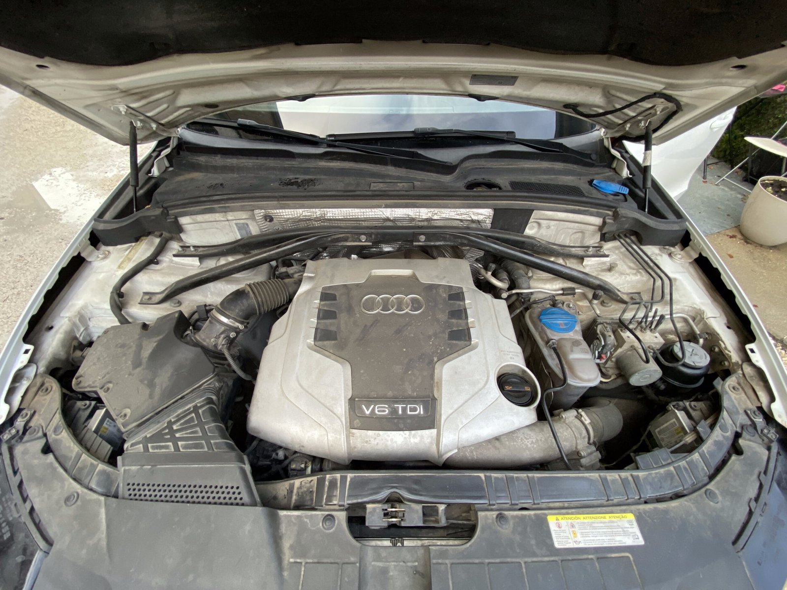 AUDI Q5 3.0 litres TDI V6 Turbo QUATTRO