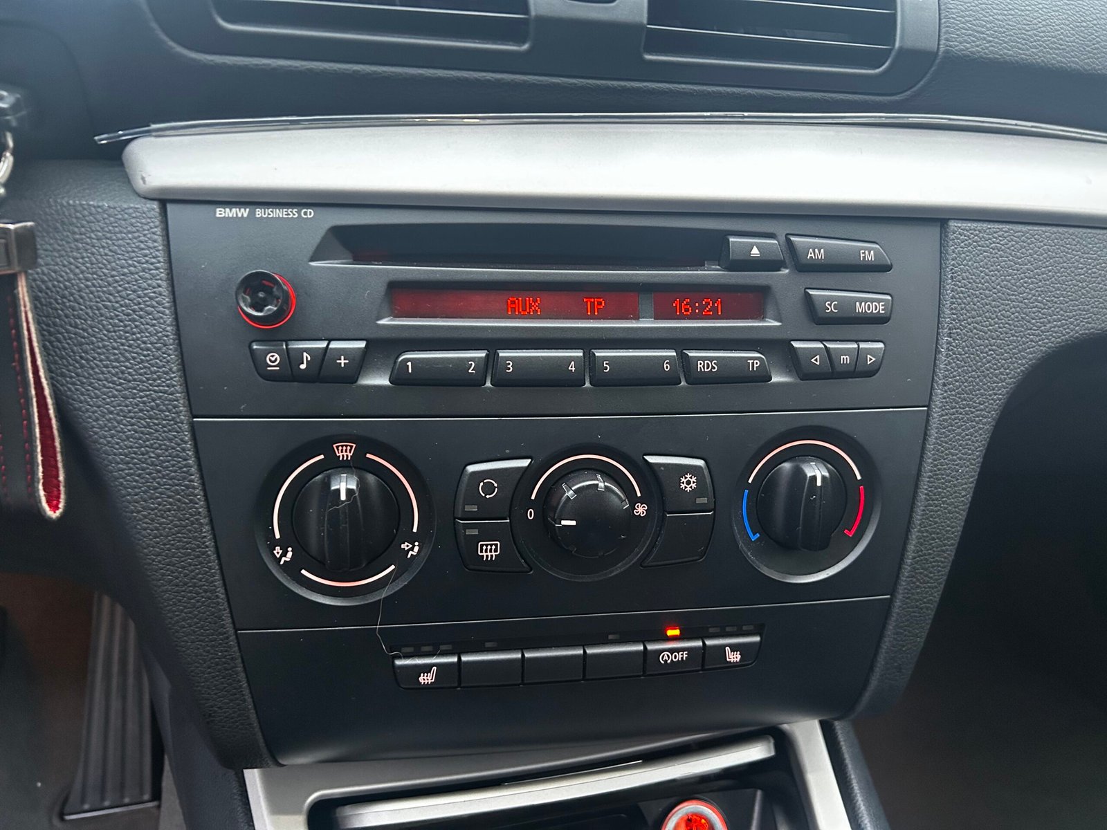 BMW Série 1 (E81) 116i 1.6 i 16V 122 cv