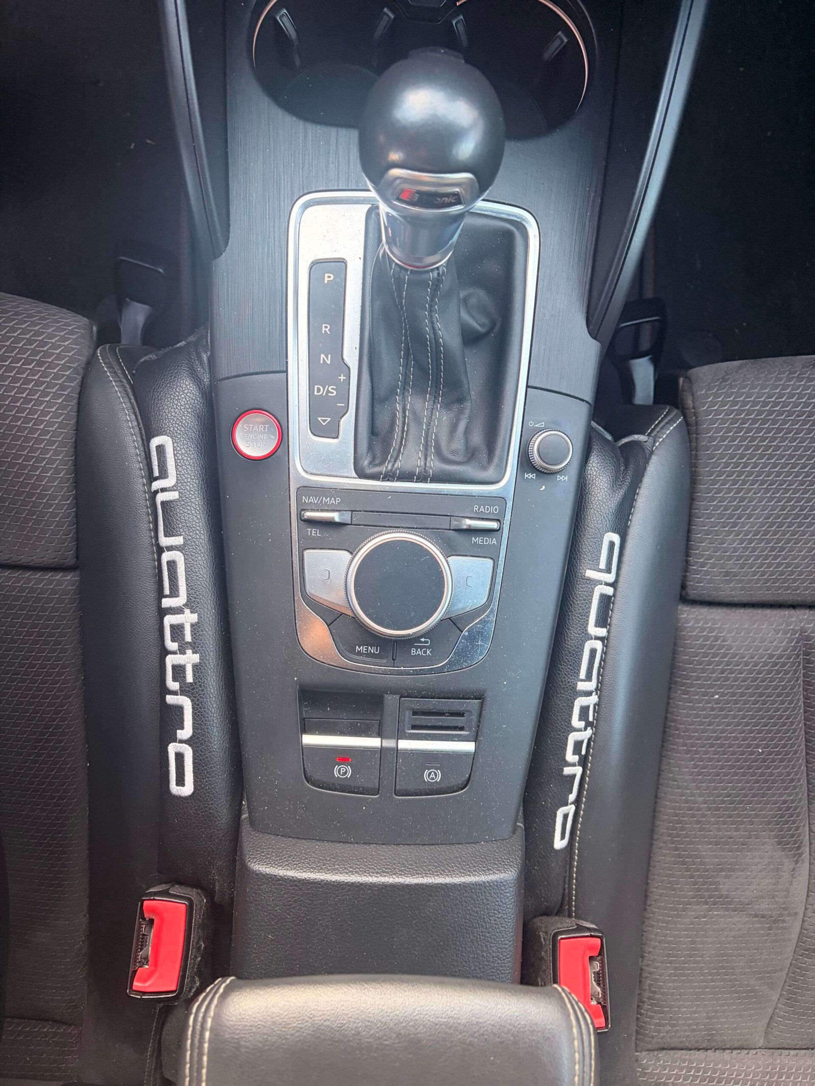 AUDI S3 Phase 2 S-line Sportback 8V2 2.0 TFSi S-Tronic7 310 cv Boîte auto Quattro