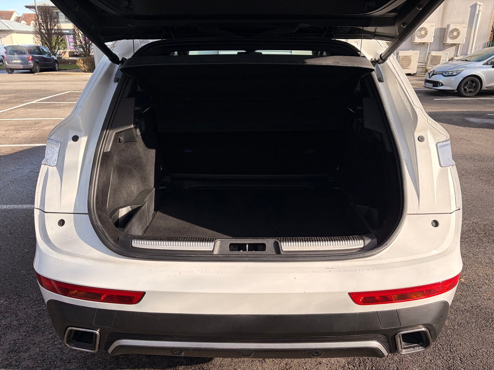 DS DS7 Crossback 2.0 Blue HDi S&S 177 cv Boîte auto