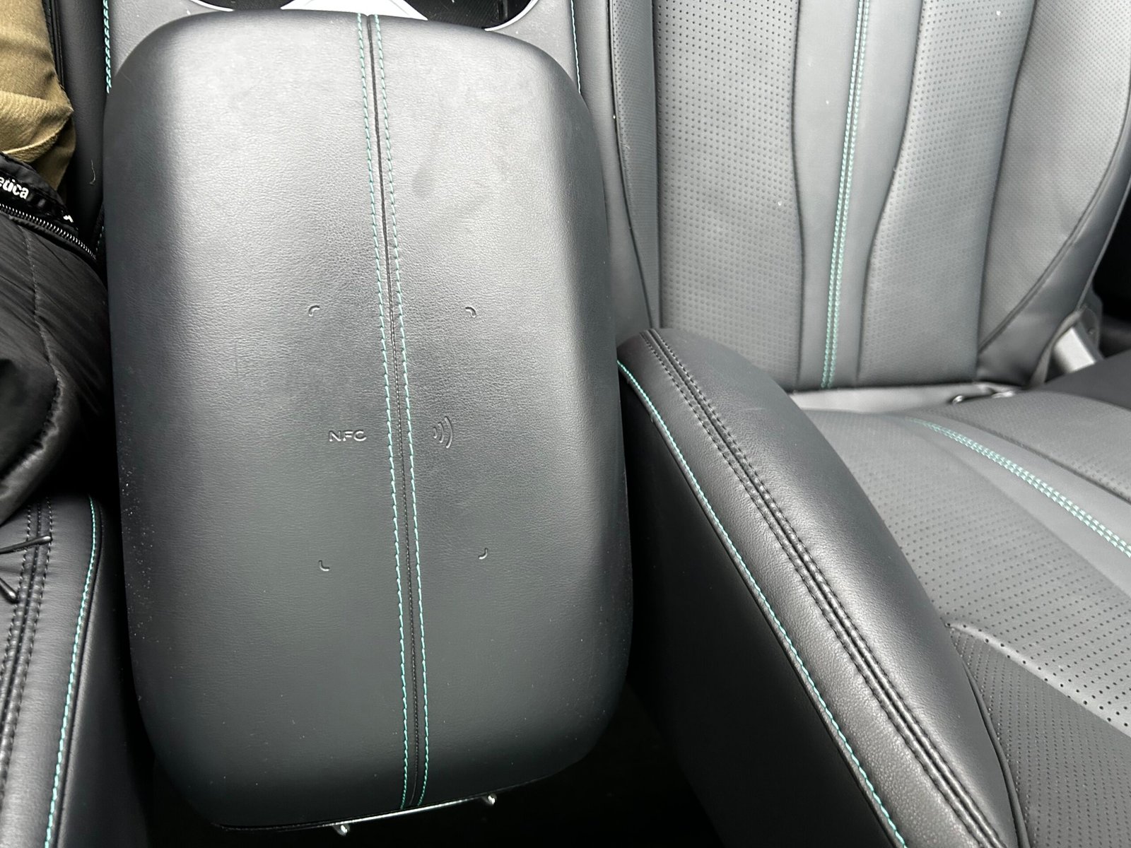 BYD SEAL U 1.5 16V 218 PHEV CVT 98 cv Boîte auto