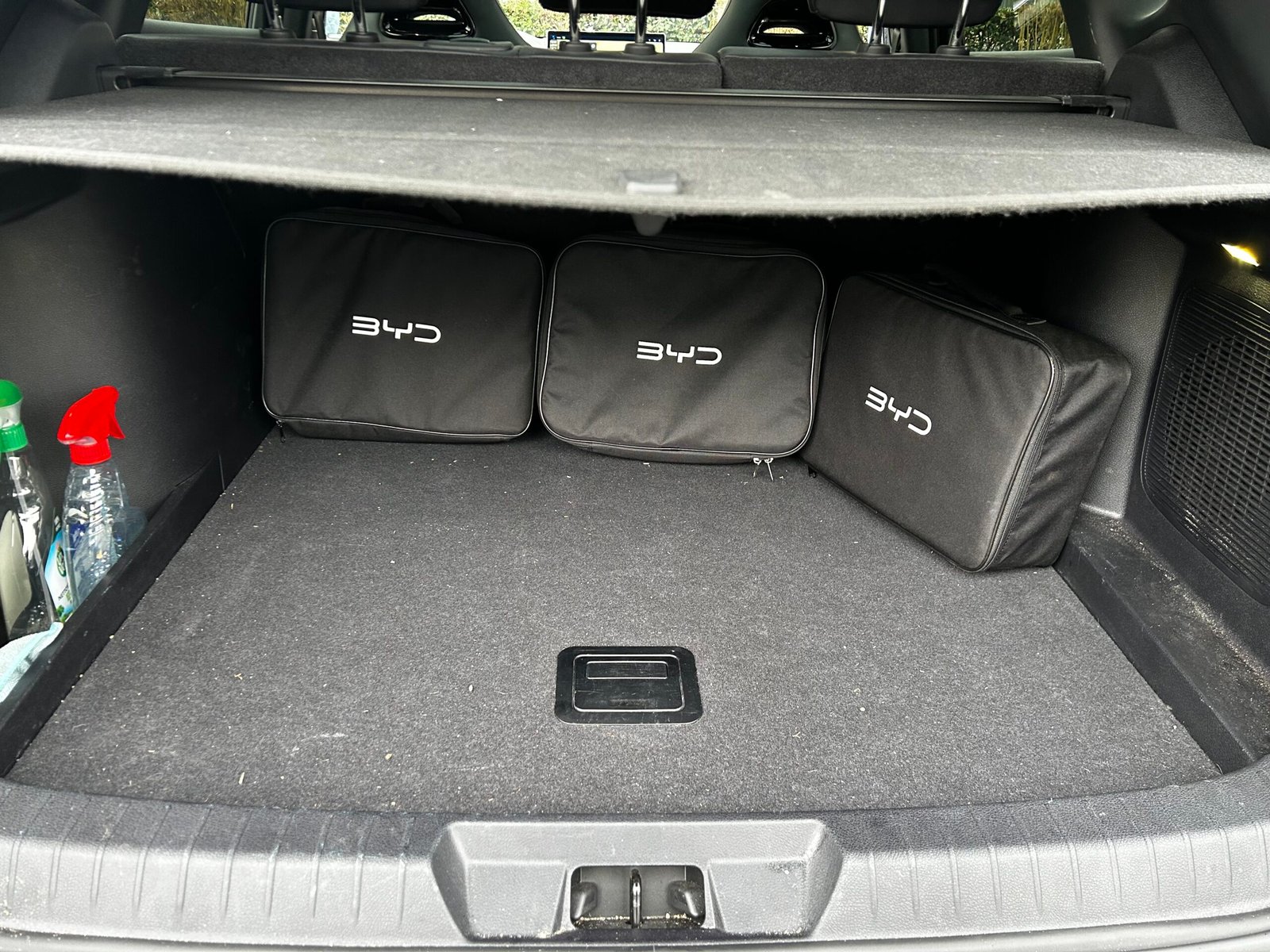 BYD SEAL U 1.5 16V 218 PHEV CVT 98 cv Boîte auto