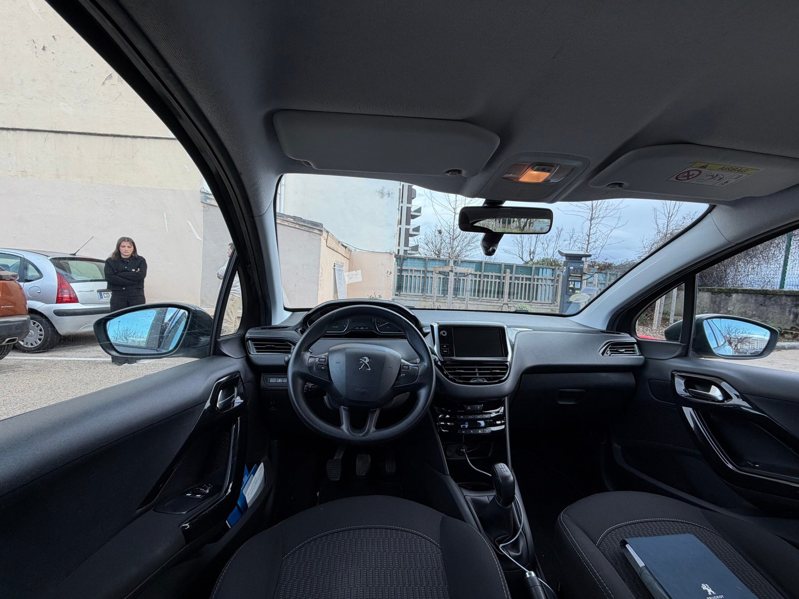 Peugeot 208 1L6 HDI 100ch Diesel