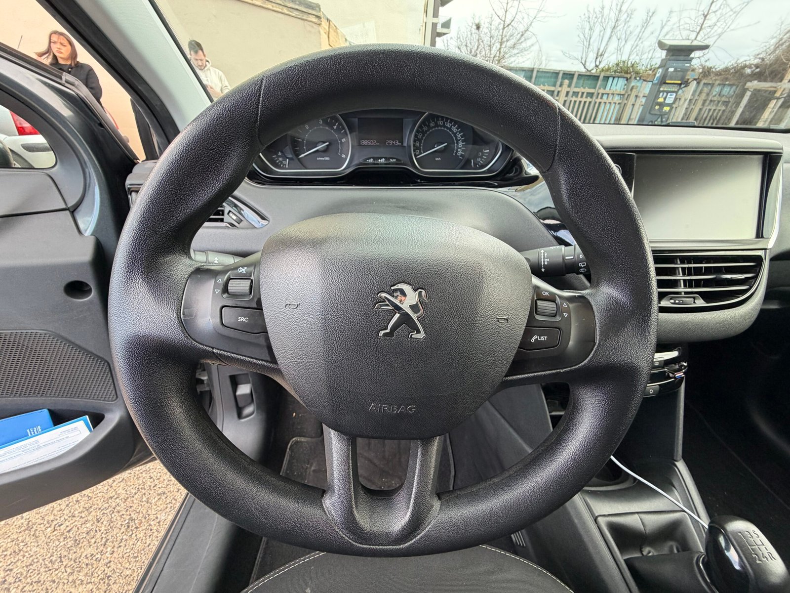 Peugeot 208 1L6 HDI 100ch Diesel