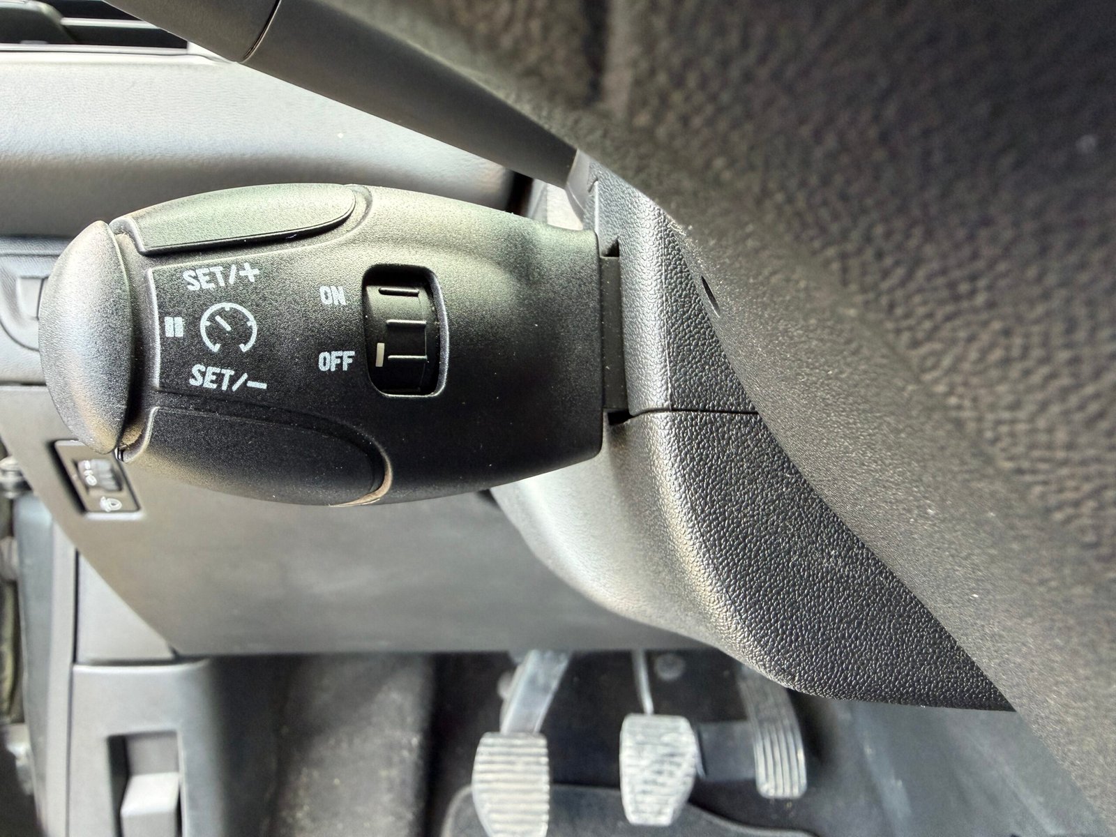 Peugeot 208 1L6 HDI 100ch Diesel