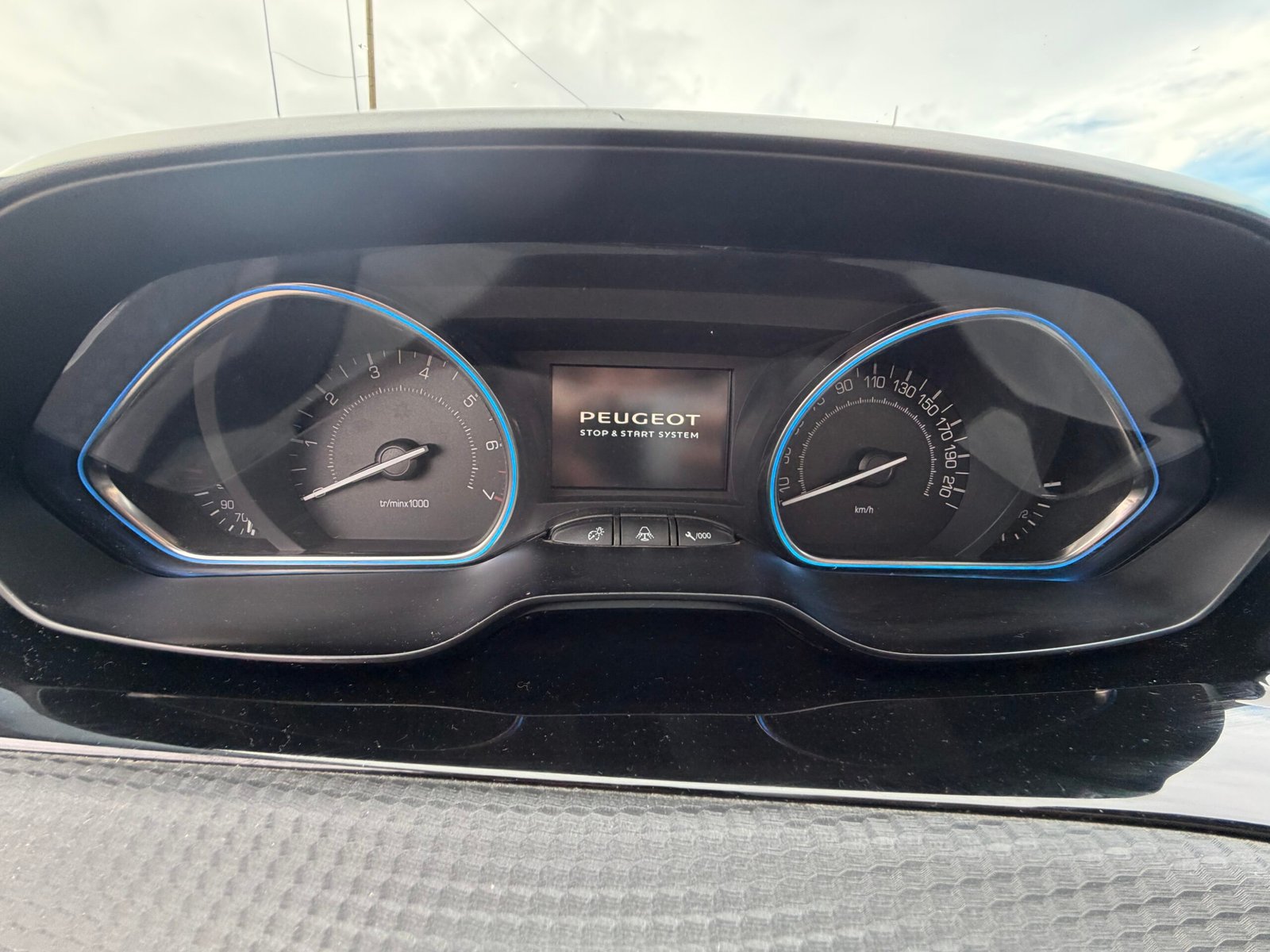 PEUGEOT 2008 1.2 Turbo 110Ch