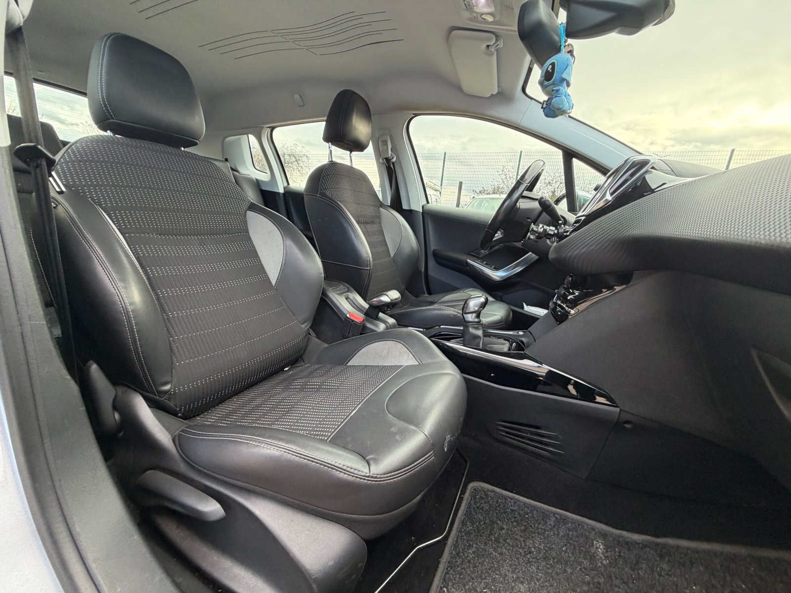 PEUGEOT 2008 1.2 Turbo 110Ch