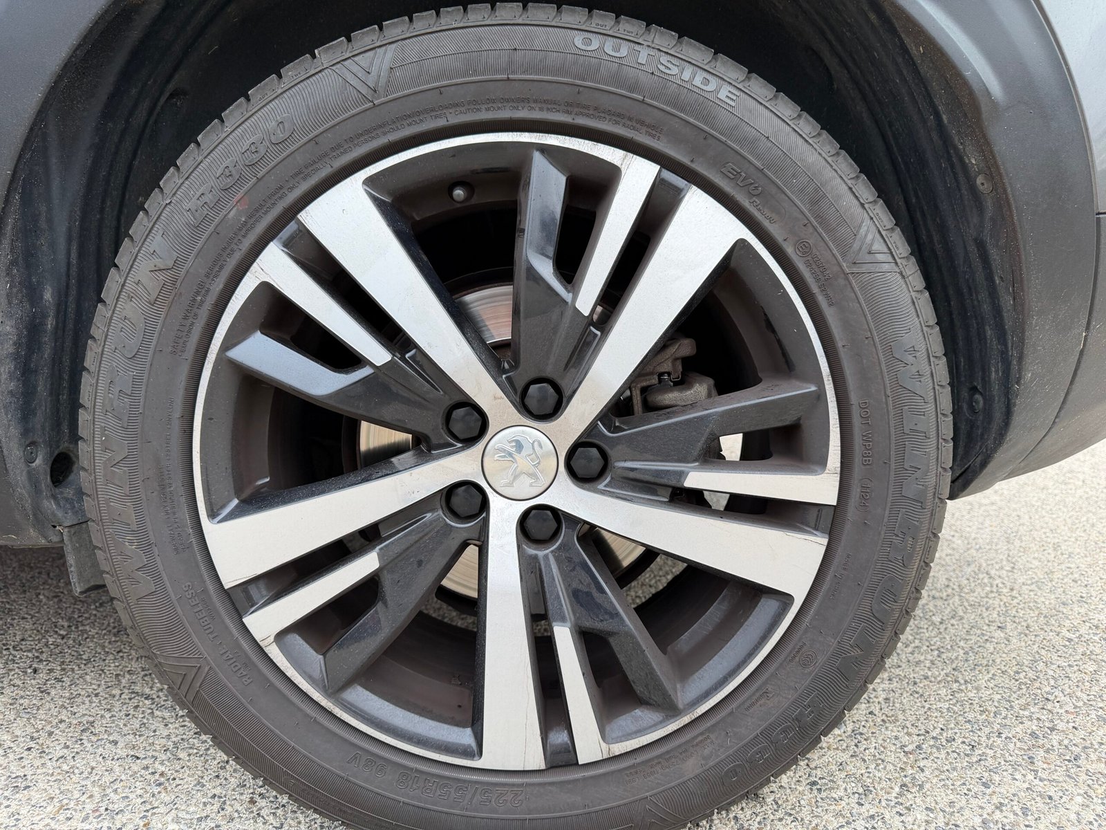 PEUGEOT 3008 1.2 THP 12V 130Ch “GT Line”