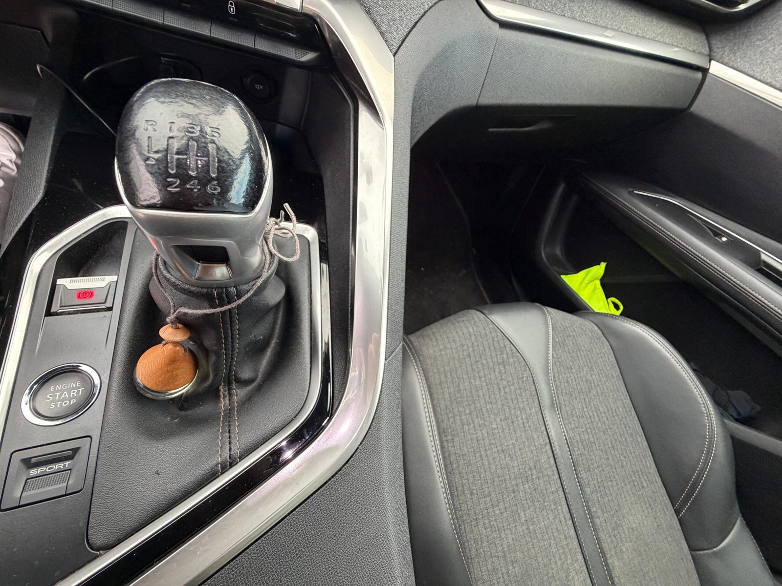 PEUGEOT 3008 1.2 THP 12V 130Ch “GT Line”