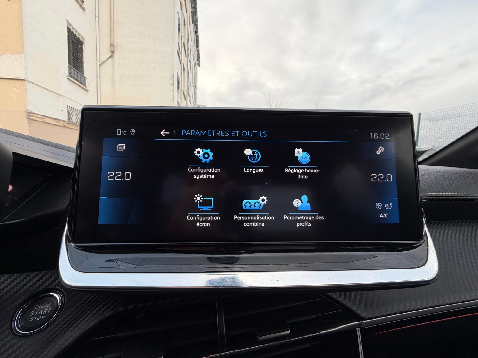 Peugeot 208 GT 1,2 turbo essence