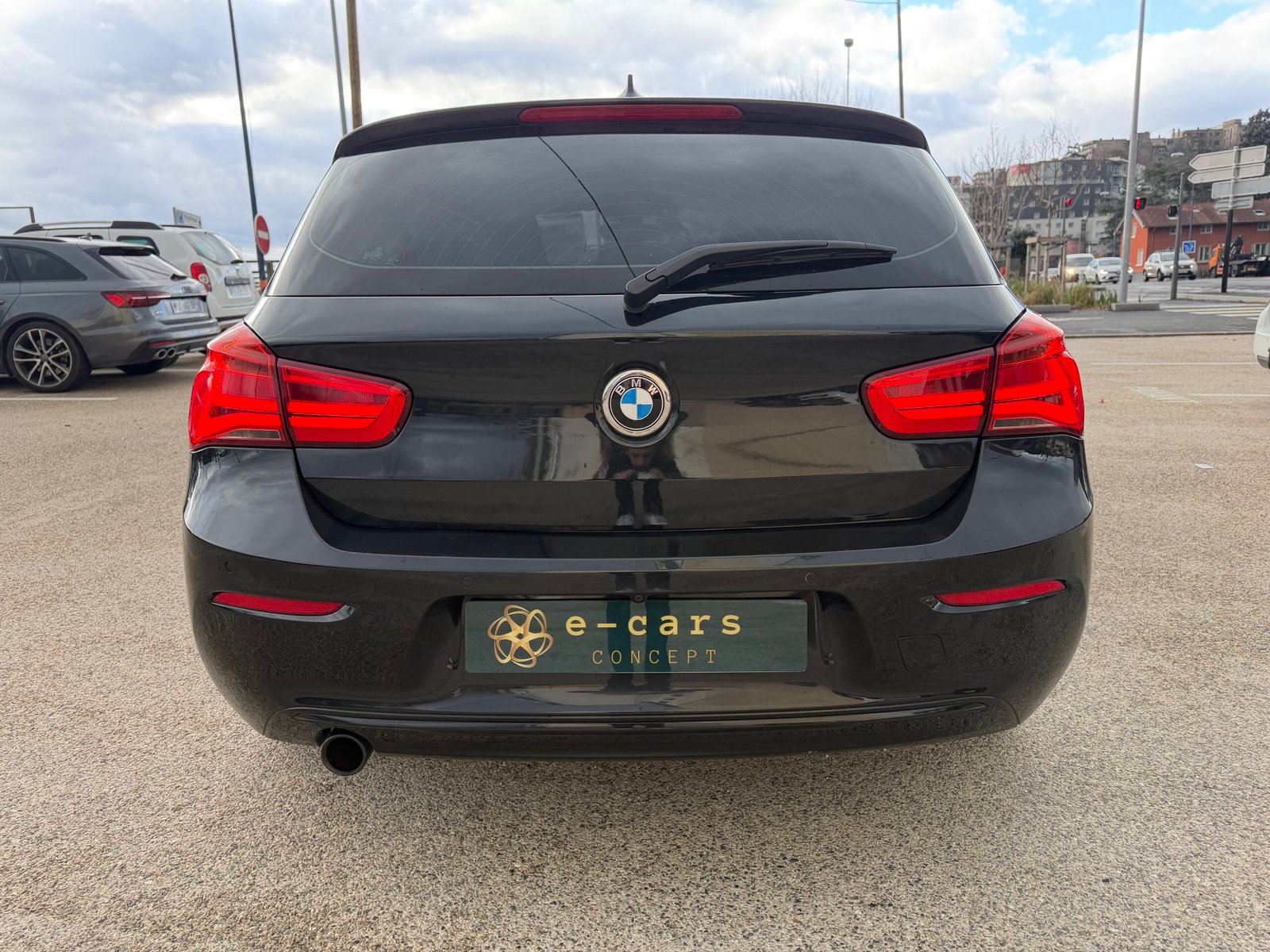 BMW Série1 116d B37 SPORT grand écran