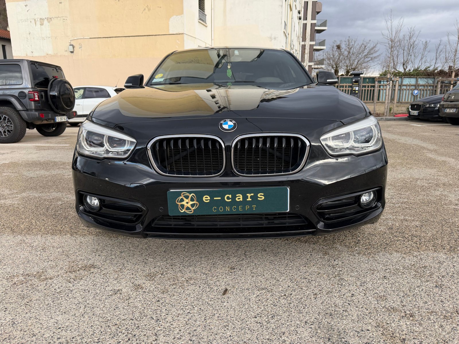 BMW Série1 116d B37 SPORT grand écran