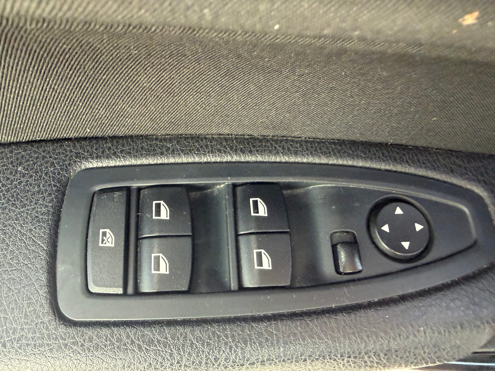 BMW Série1 116d B37 SPORT grand écran