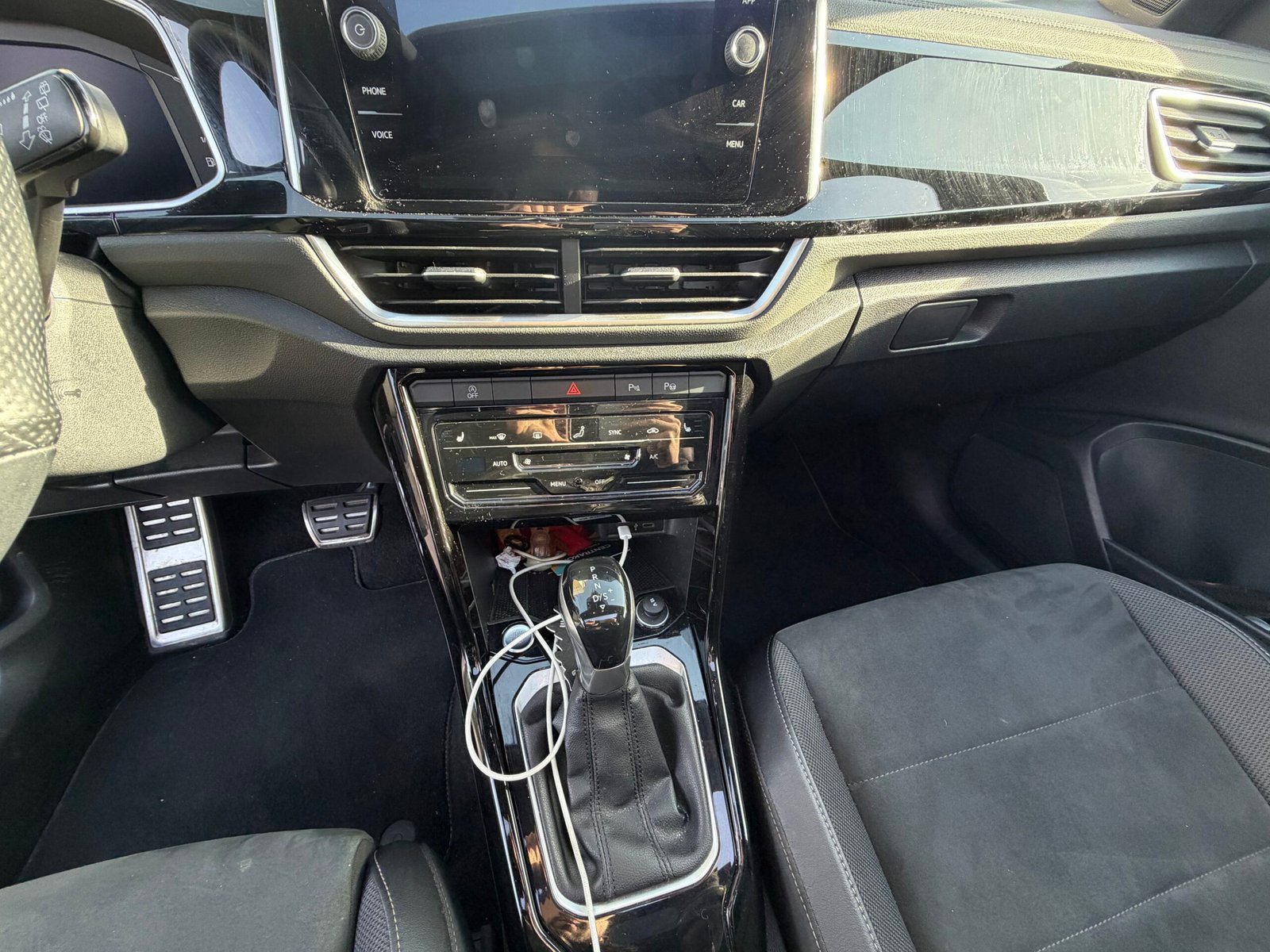 Volkswagen T ROC R LINE DSG 7 150ch phase 2 1,5 TSI