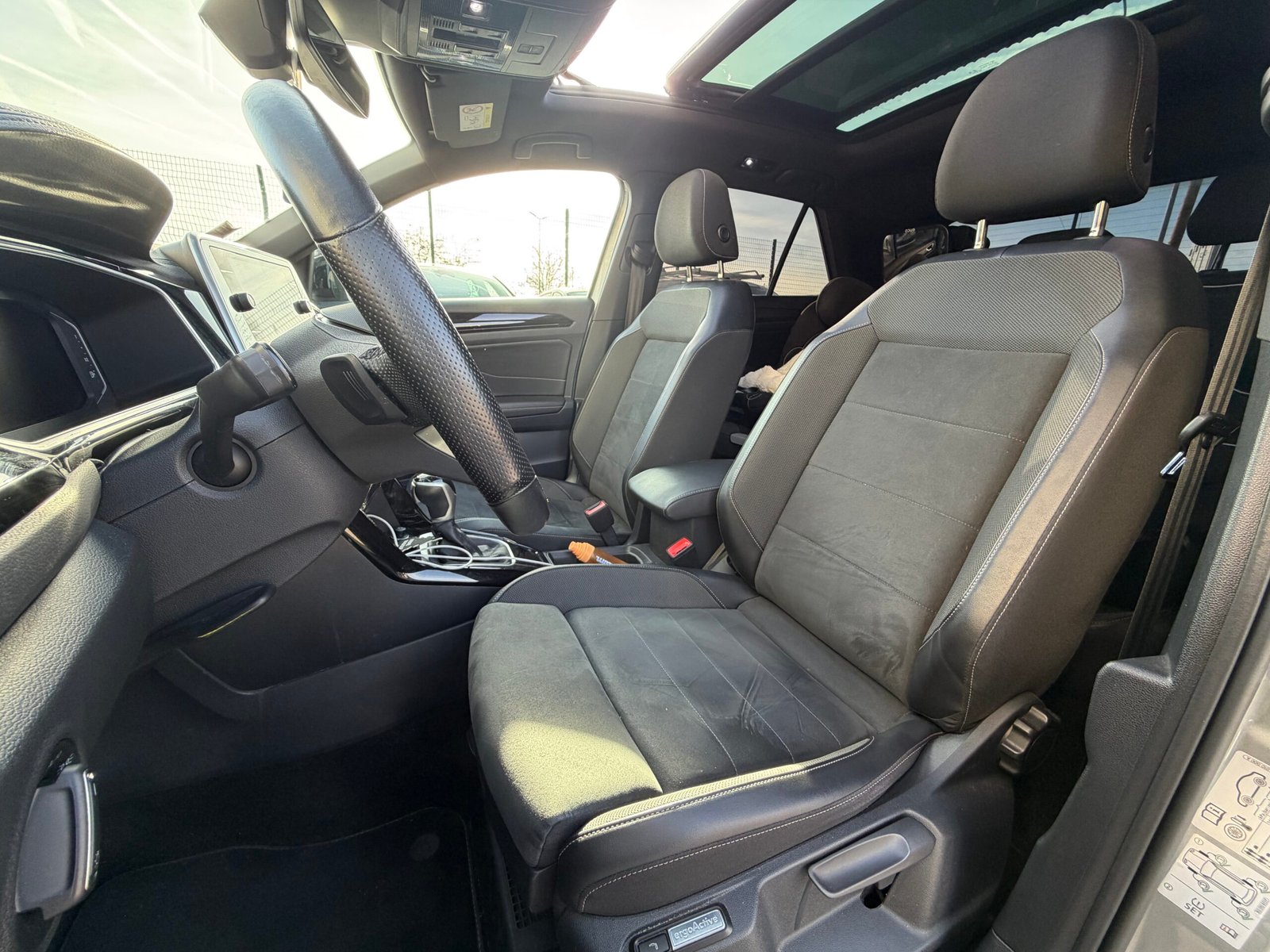 Volkswagen T ROC R LINE DSG 7 150ch phase 2 1,5 TSI