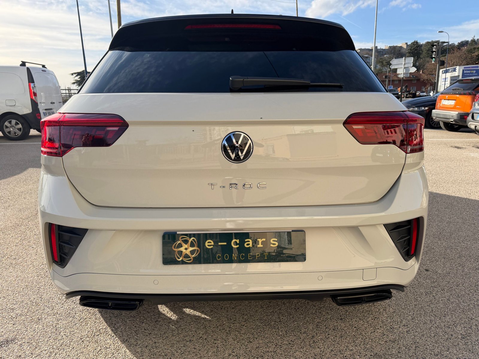 VOLKSWAGEN T-ROC R LINE 2.0 TDI 4Motion DSG7 150 CH