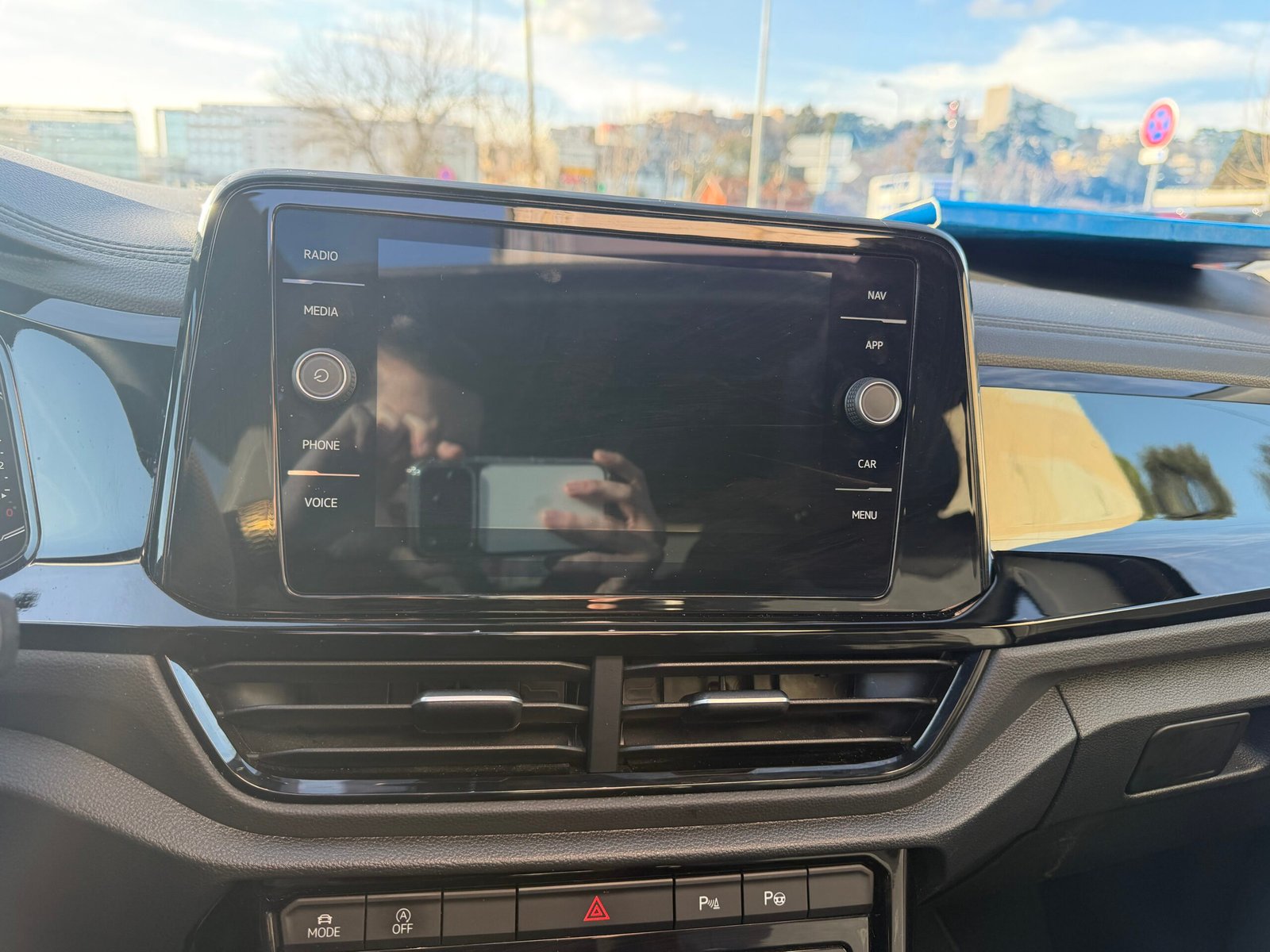 VOLKSWAGEN T-ROC R LINE 2.0 TDI 4Motion DSG7 150 CH