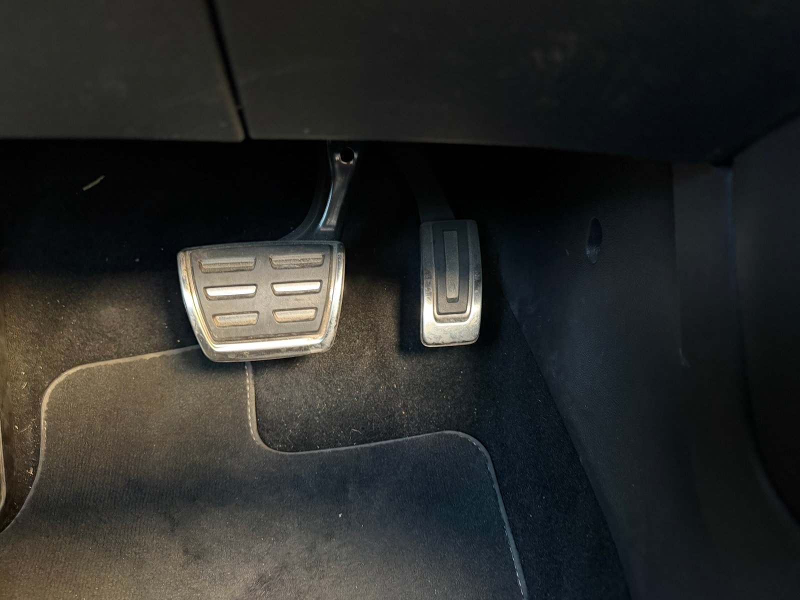 VOLKSWAGEN T-ROC R LINE 2.0 TDI 4Motion DSG7 150 CH