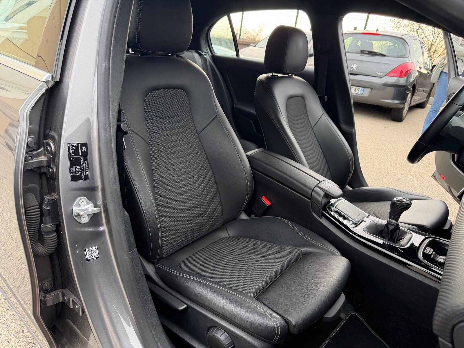 MERCEDES-BENZ Classe A 180 1,3 TI 136CH