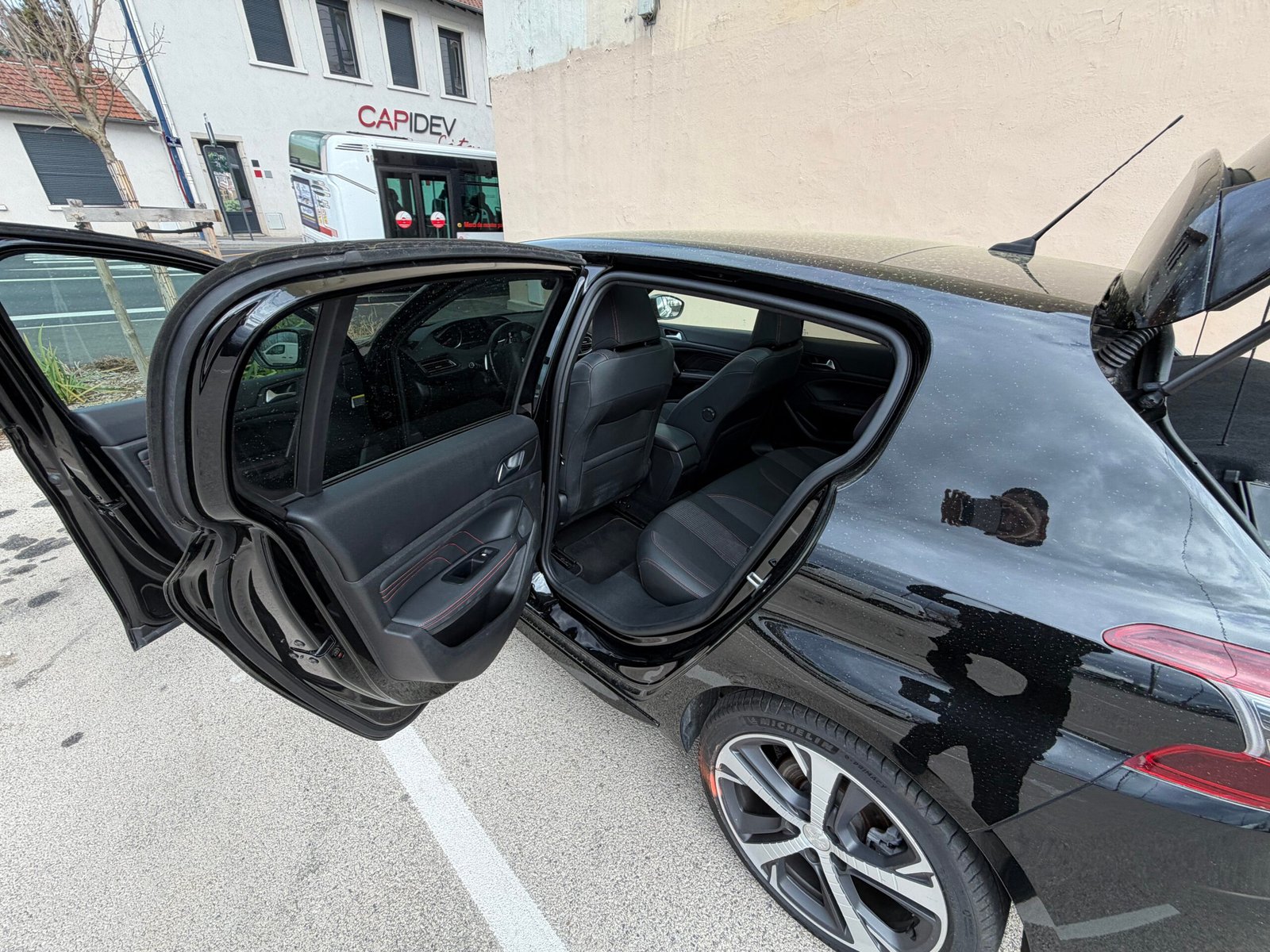 Peugeot 308 1l2 puretech GT Line