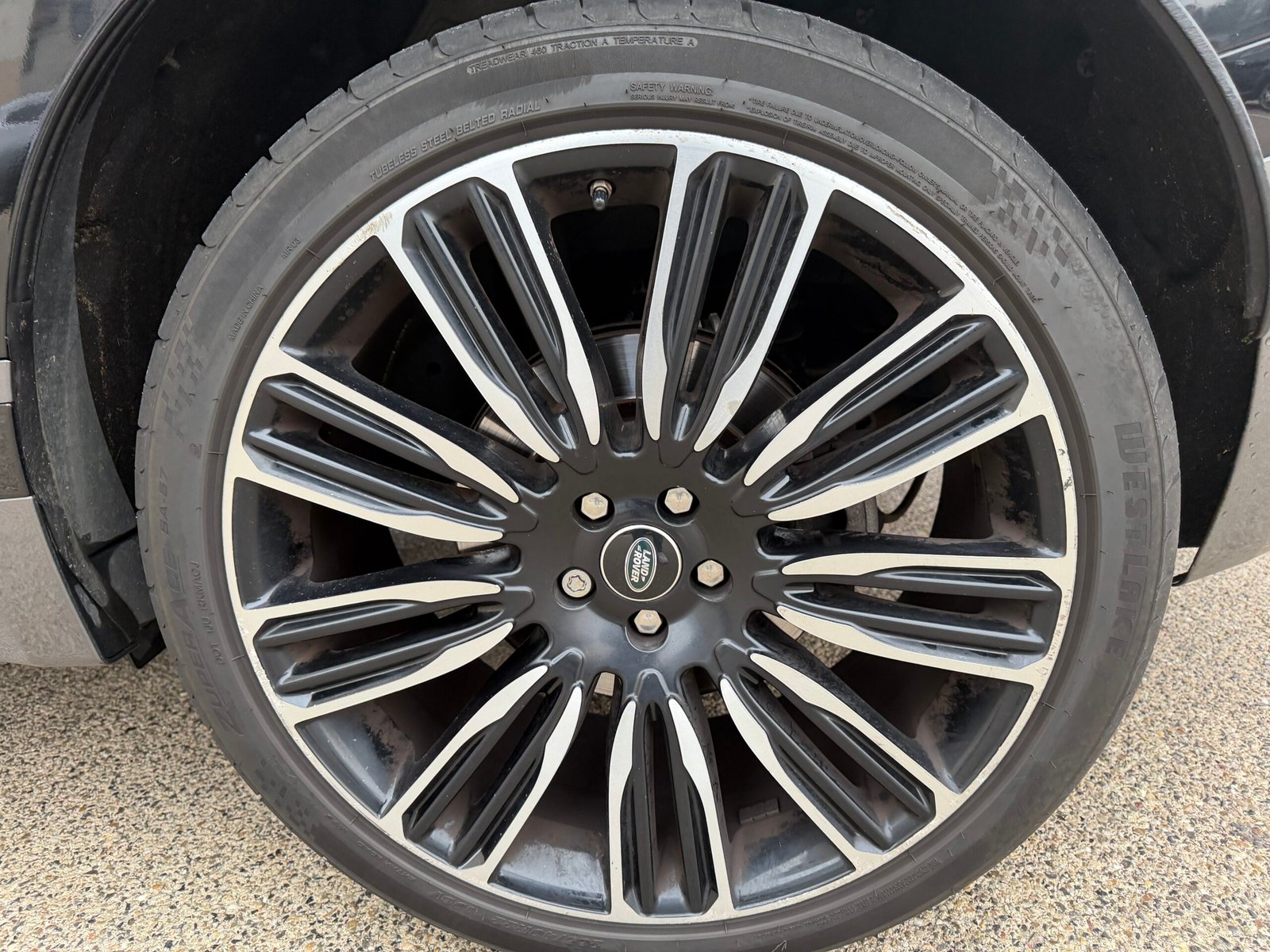 LAND ROVER RANGE ROVER VELAR 4WD 240ch R DYNAMIC