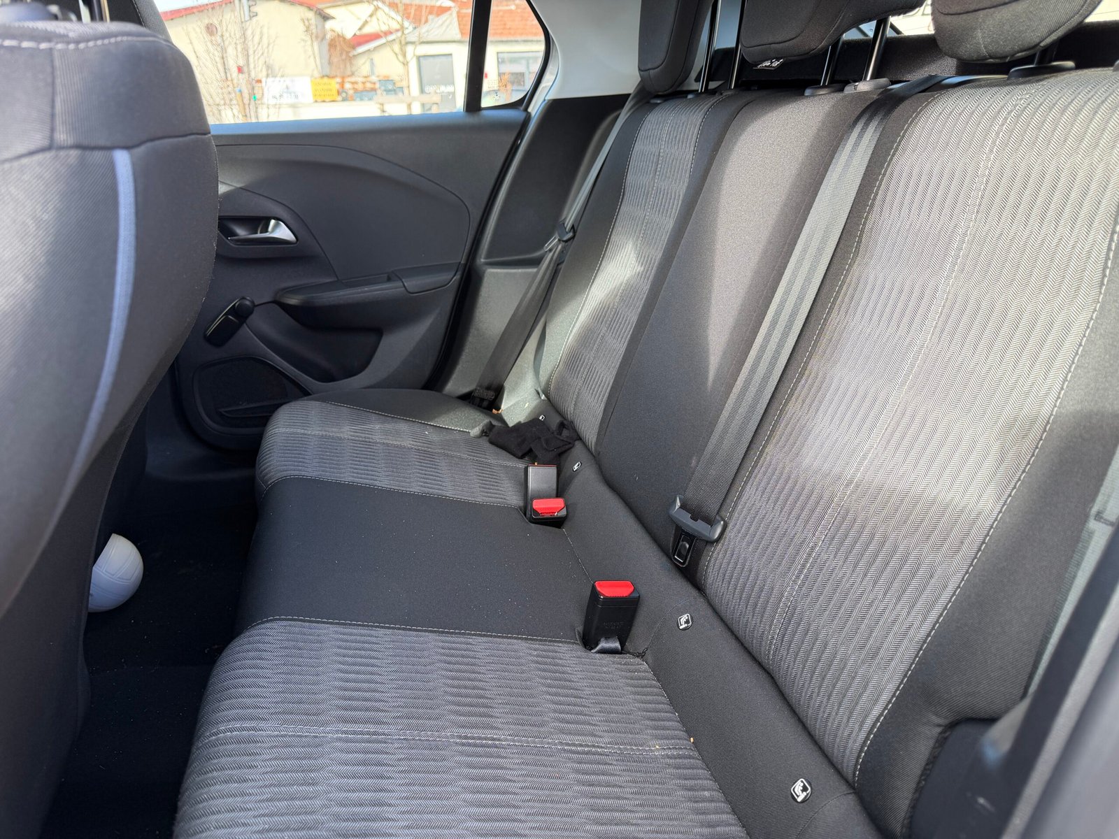 Opel Corsa 1,2 essence 75ch