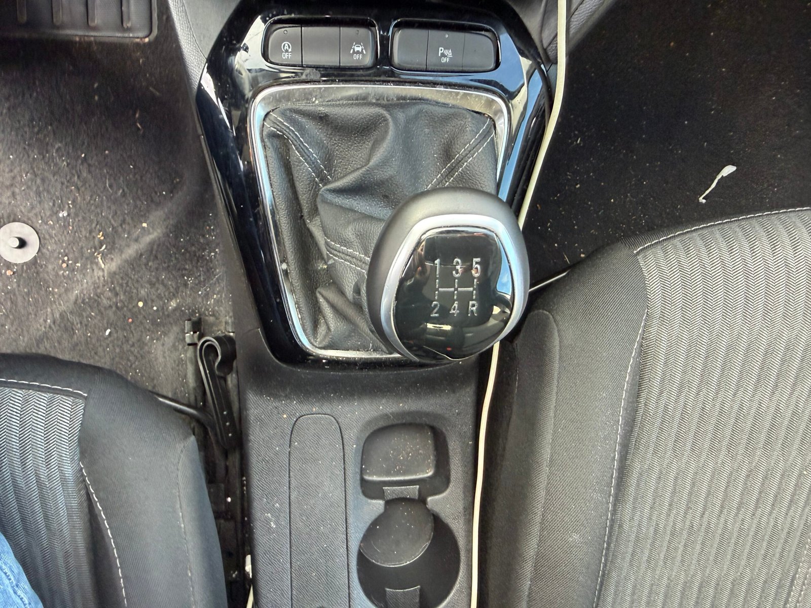 Opel Corsa 1,2 essence 75ch