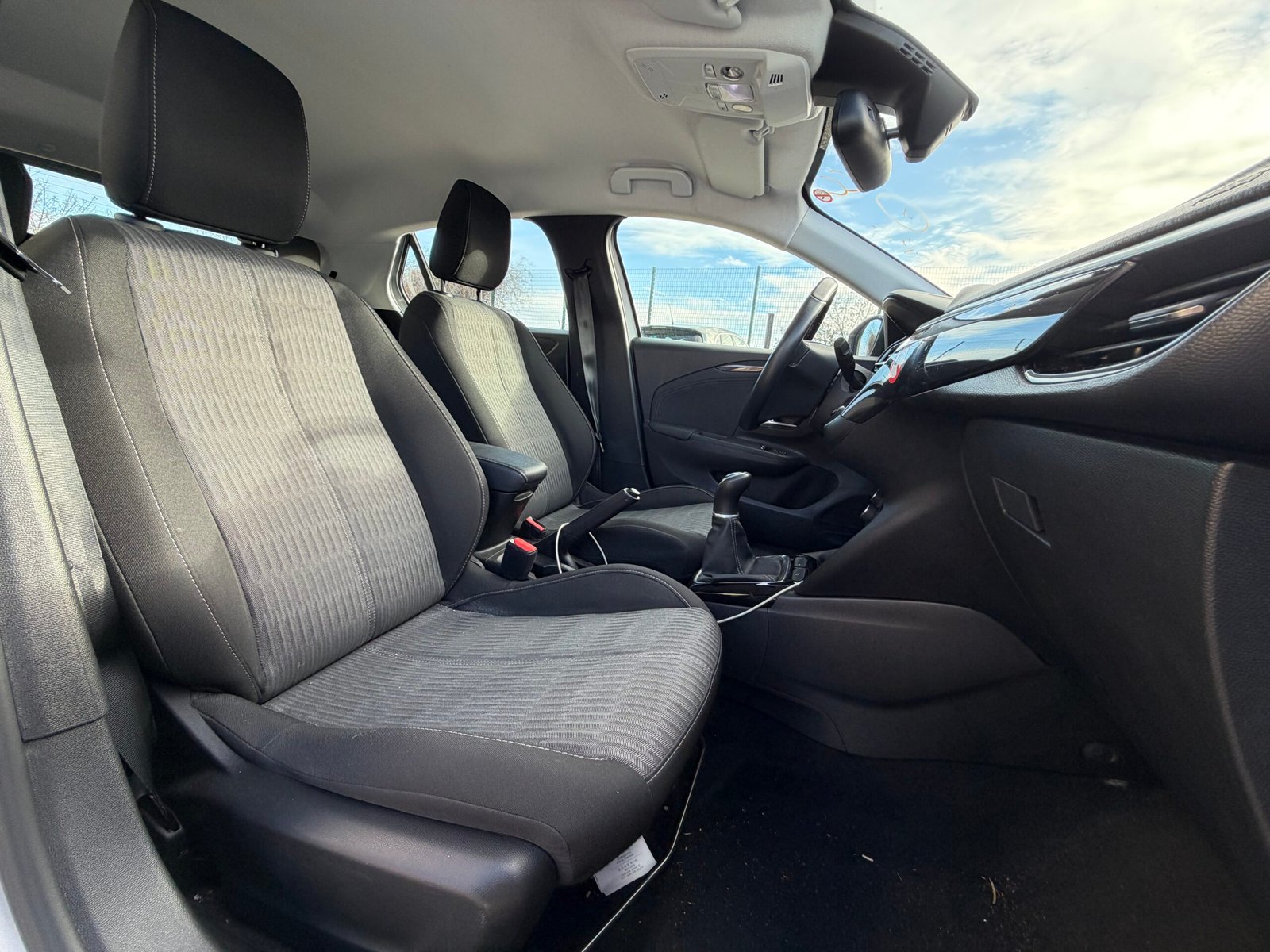 Opel Corsa 1,2 essence 75ch