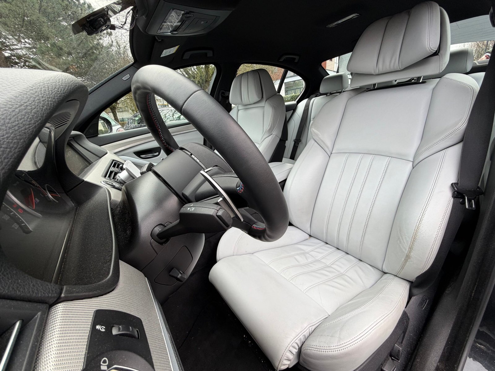 BMW M5 (F10) 4.4 Turbo V8 32V DKG7 560 cv Boîte auto