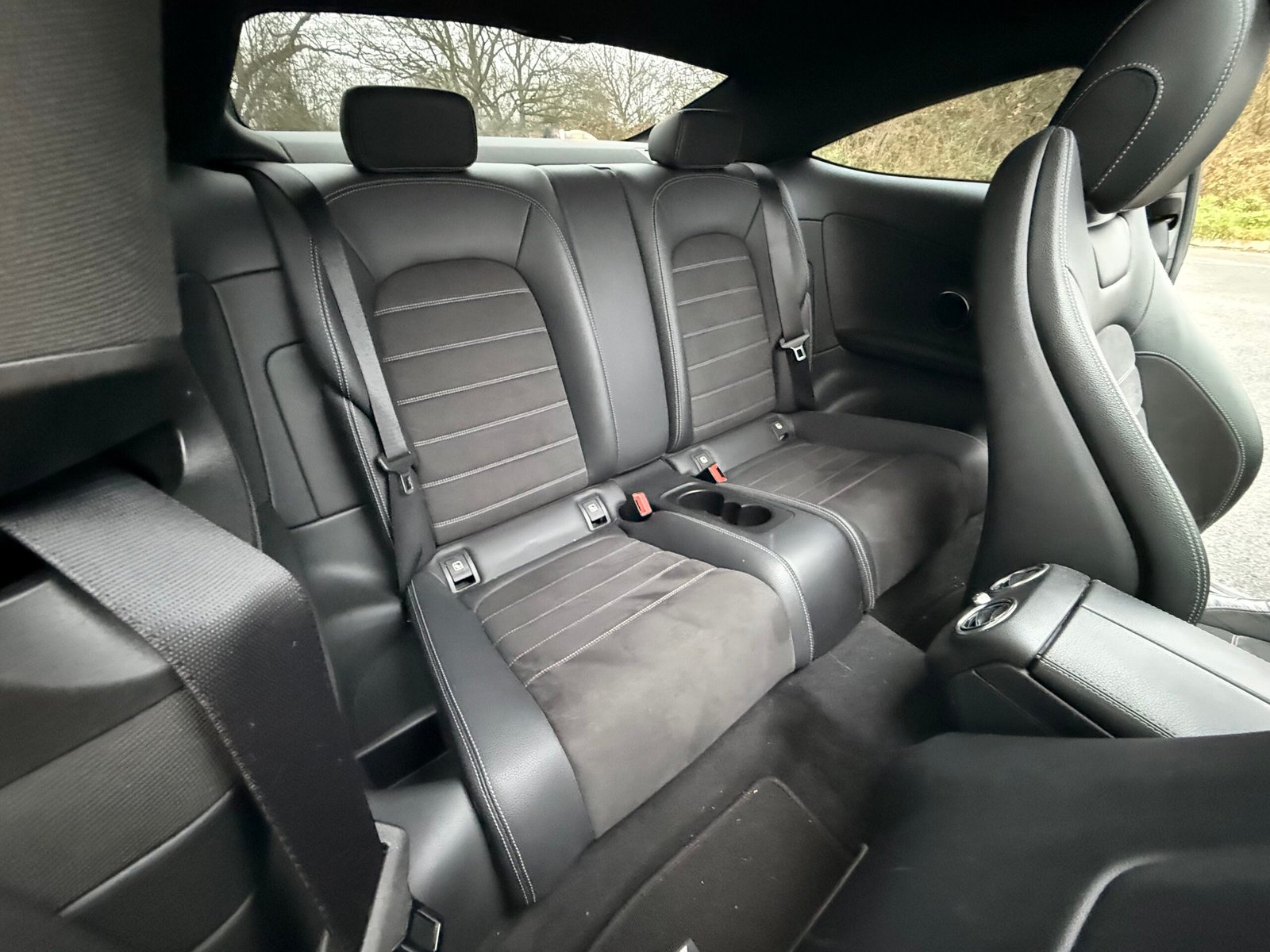 MERCEDES-BENZ Classe C Coupé 220 CDi 2.1 CDI 16V 9G-TRONIC+ BlueTEC 170 cv Boîte auto