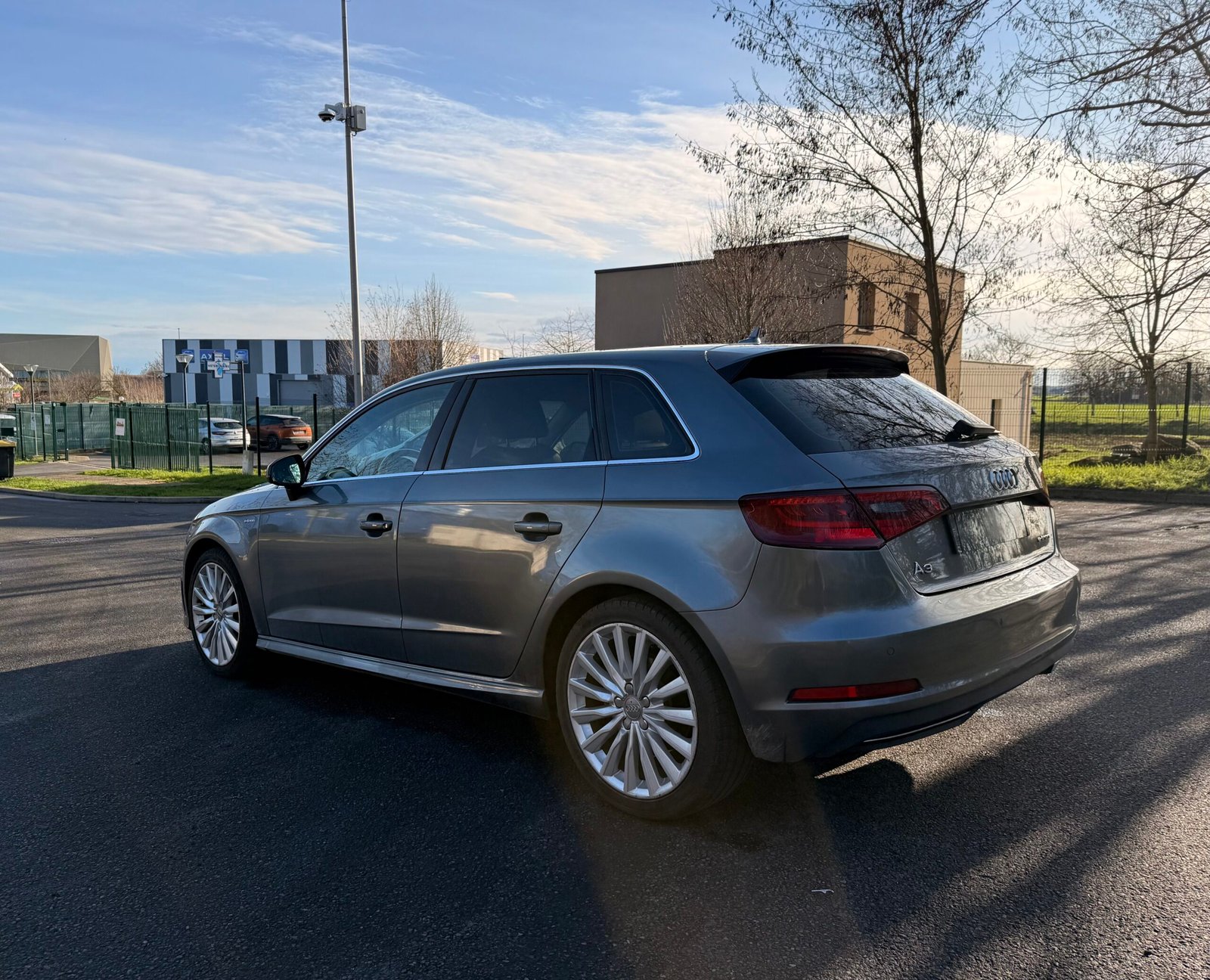 AUDI A3 Série 3 Sportback (8VA) e-tron 1.4 TSI