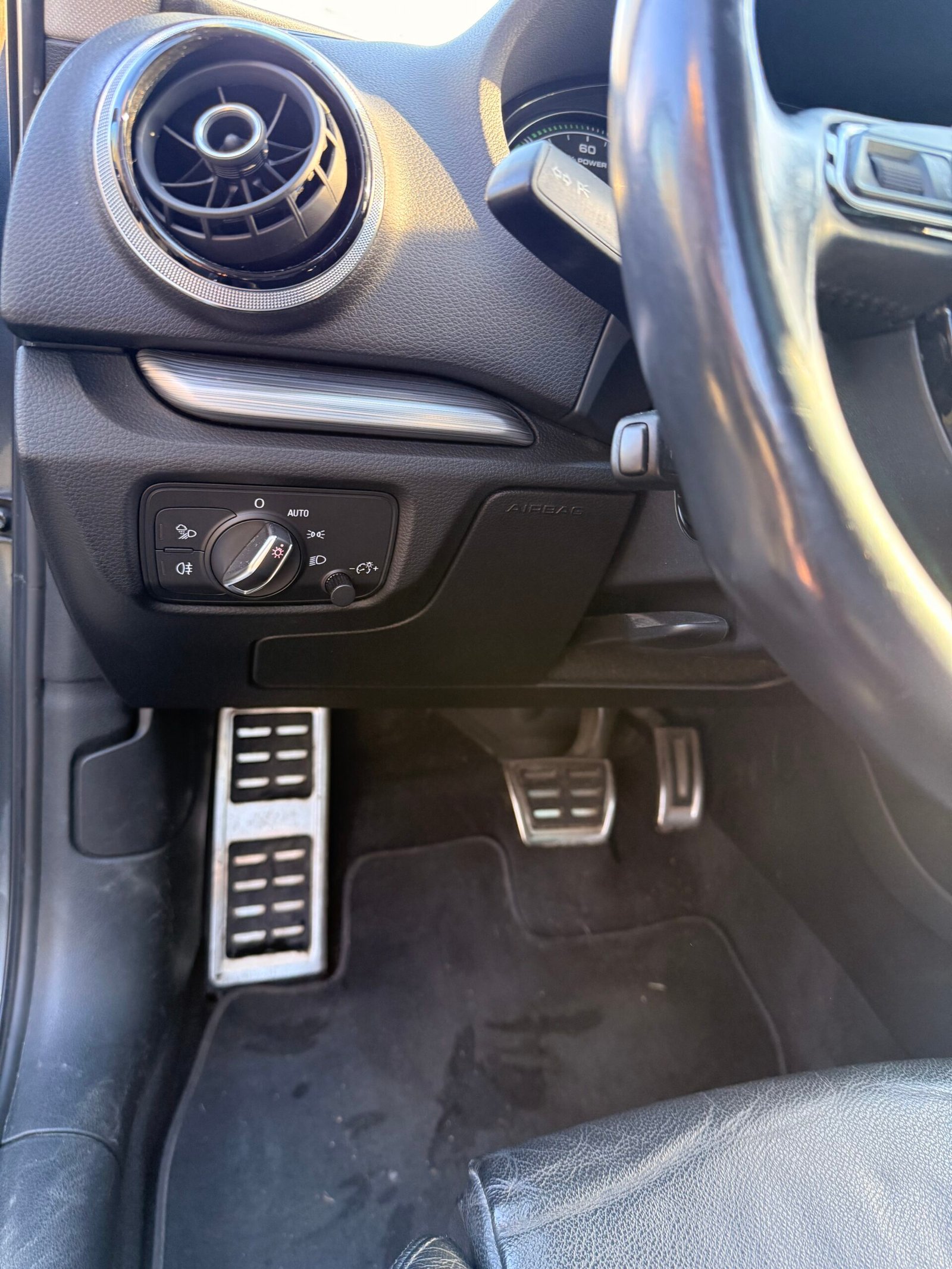 AUDI A3 Série 3 Sportback (8VA) e-tron 1.4 TSI