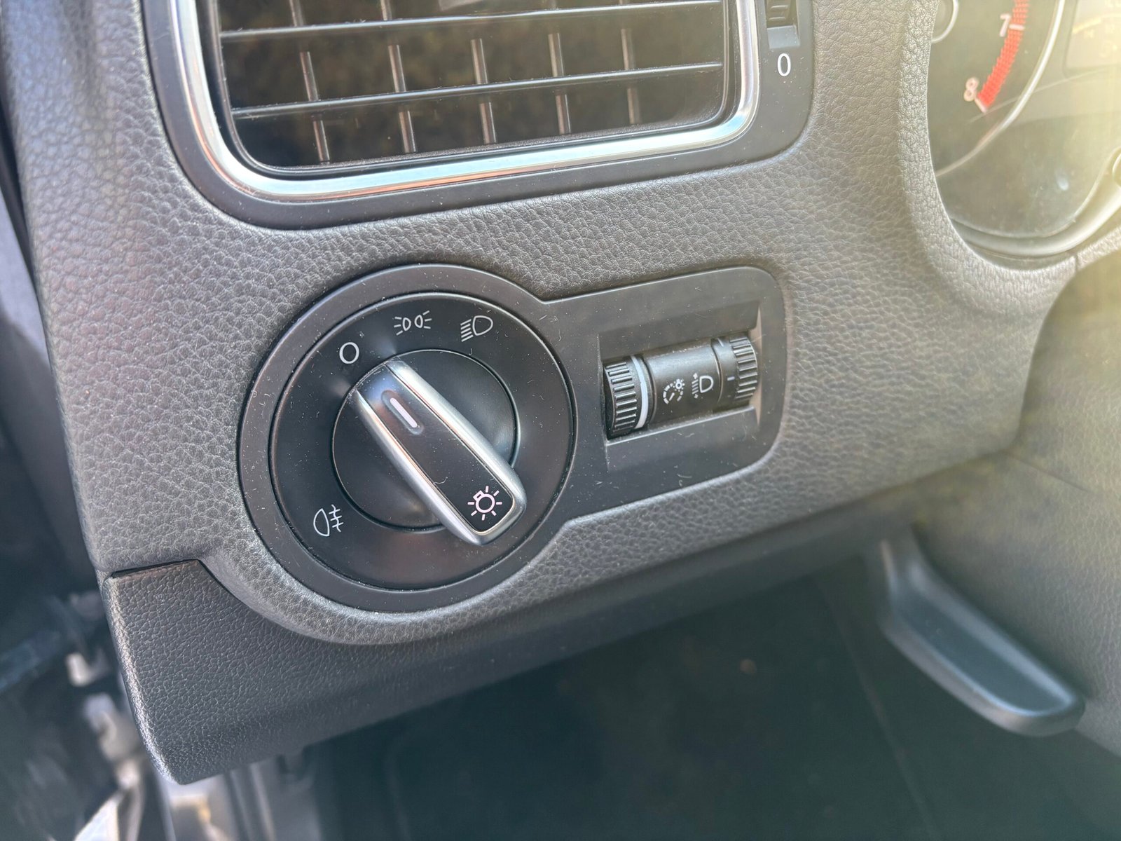 VOLKSWAGEN Polo V 5 portes 1.2 70 cv Confortline