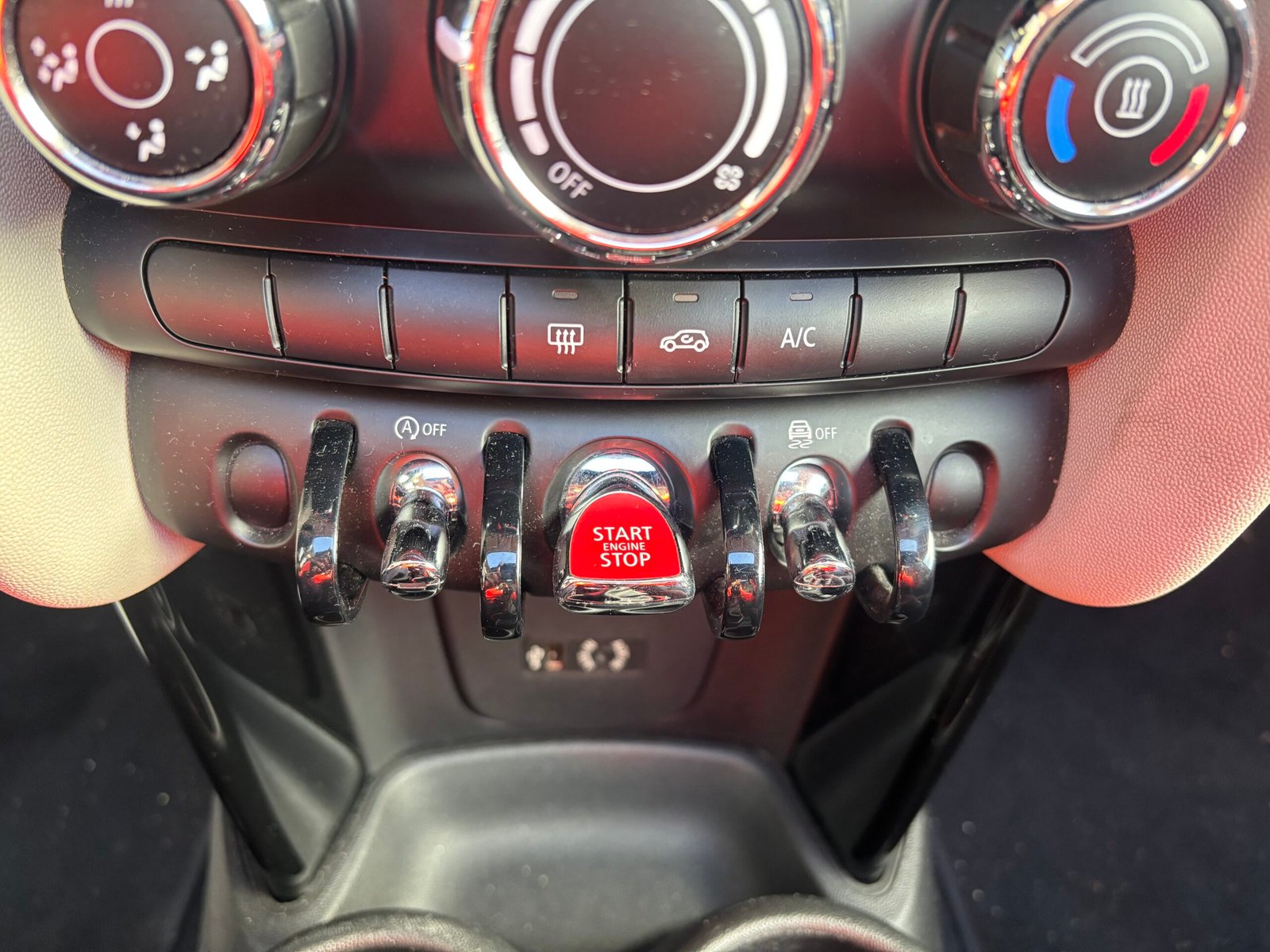 MINI (F56) One 1.2 102 cv Blackfriars