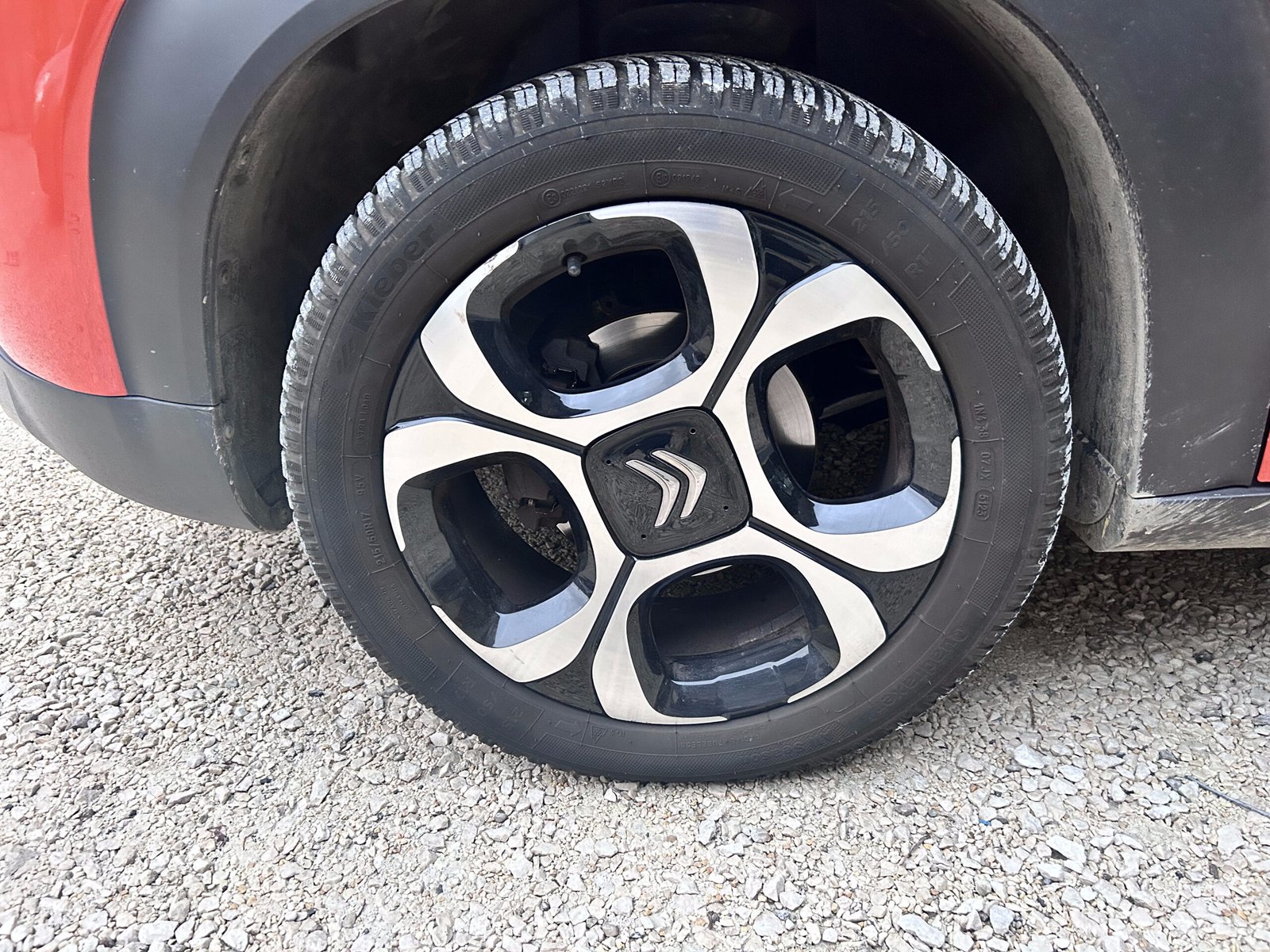 Citroen C3 AIRCROSS 1.6 bHDI 100 CH ” SHINE ”