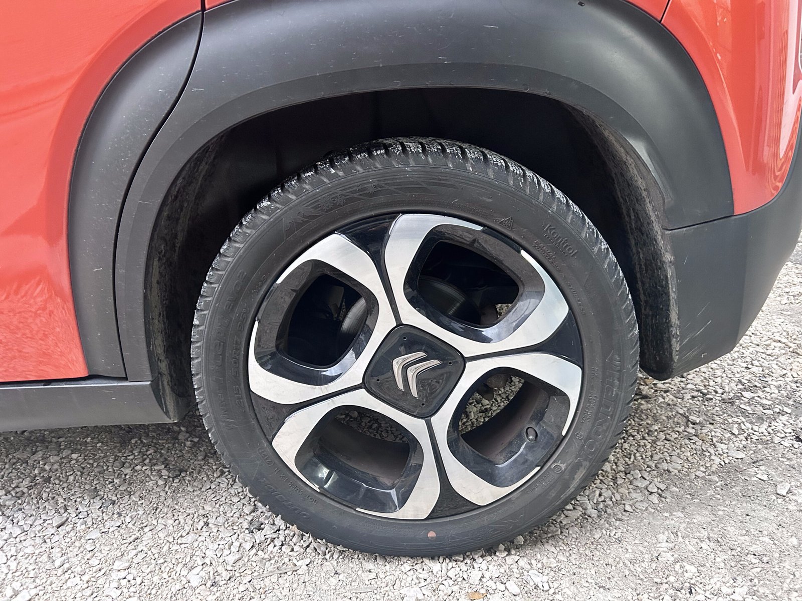 Citroen C3 AIRCROSS 1.6 bHDI 100 CH ” SHINE ”