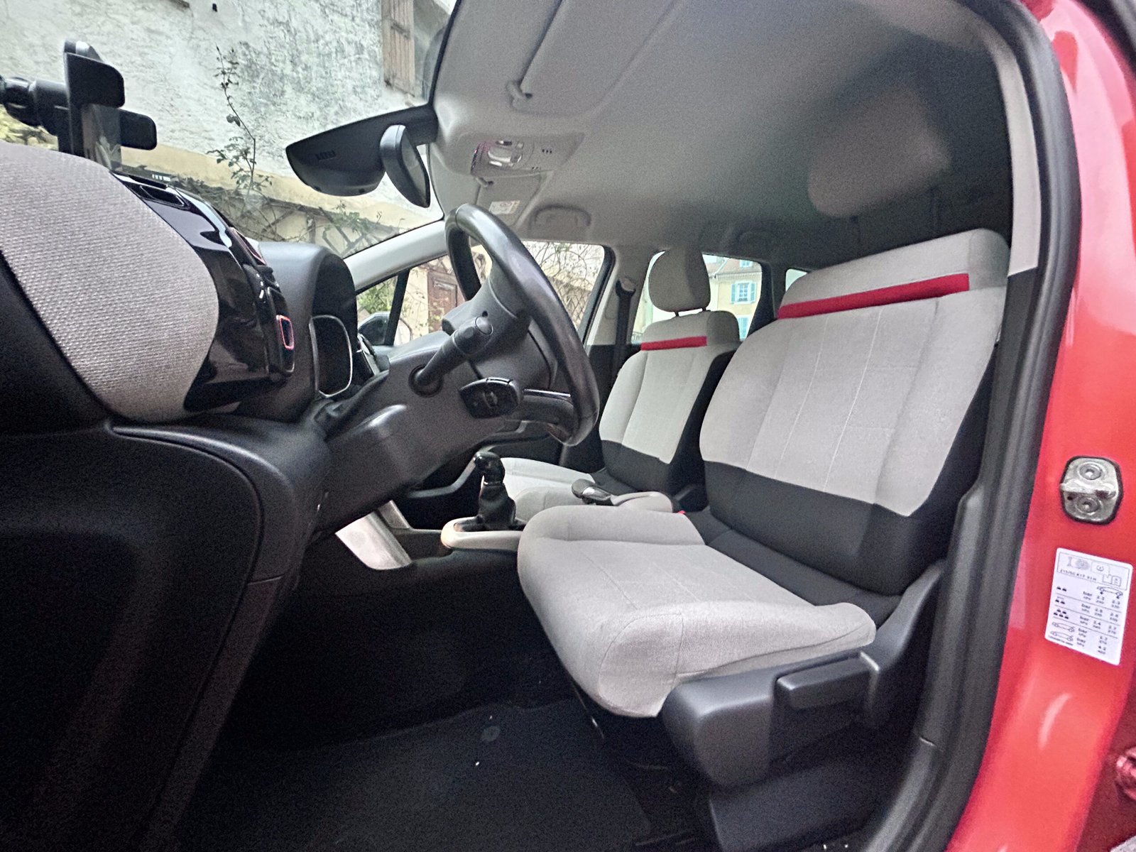 Citroen C3 AIRCROSS 1.6 bHDI 100 CH ” SHINE ”