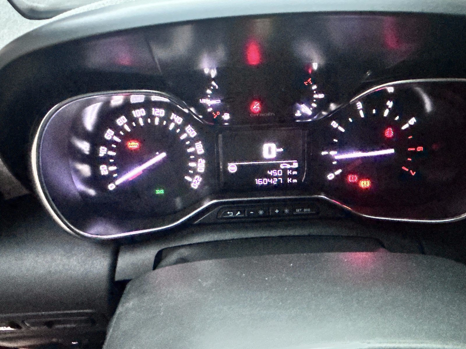 Citroen C3 AIRCROSS 1.6 bHDI 100 CH ” SHINE ”