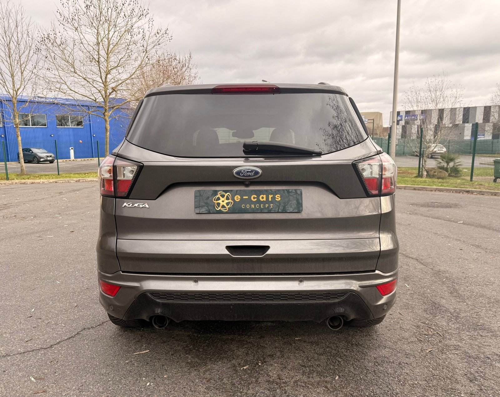 FORD Kuga II 2.0 TDCi 16V 4×4 Powershift 150 cv finition « st line »