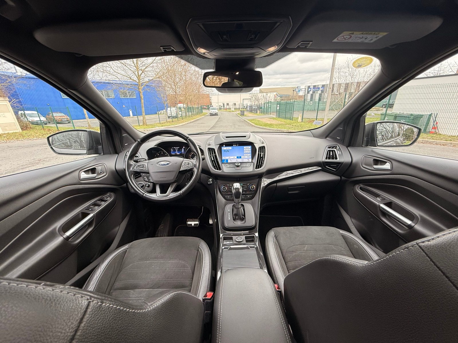 FORD Kuga II 2.0 TDCi 16V 4×4 Powershift 150 cv finition « st line »