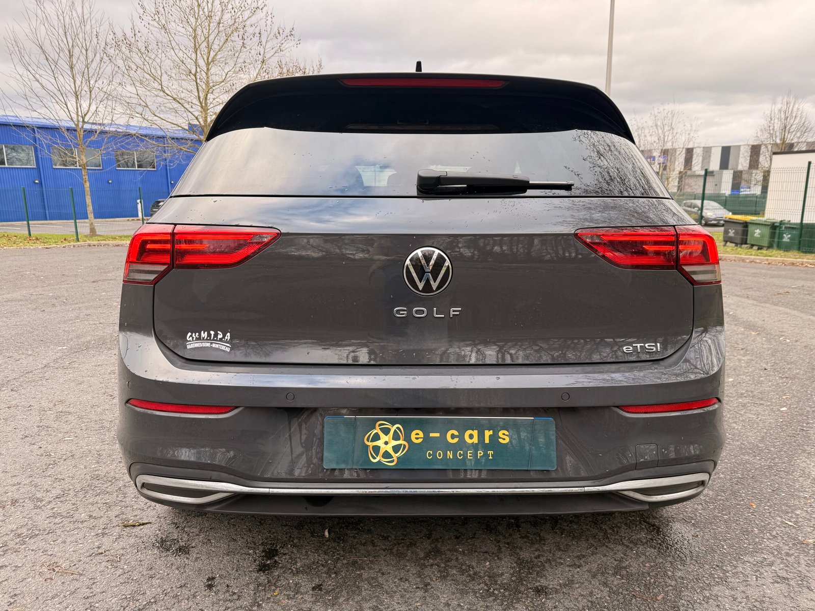 VOLKSWAGEN Golf VIII Hatchback 1.5 eTSi 16V BMT DSG7 131 cv Boîte auto Finition « Style »