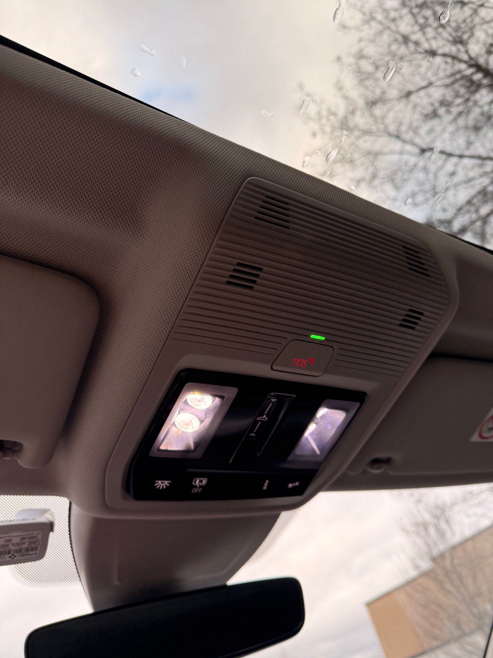 VOLKSWAGEN Golf VIII Hatchback 1.5 eTSi 16V BMT DSG7 131 cv Boîte auto Finition « Style »