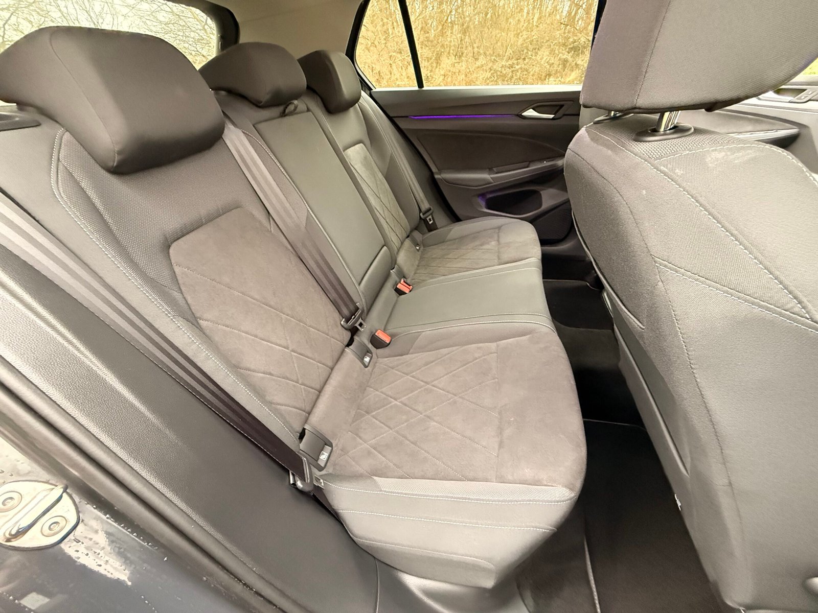 VOLKSWAGEN Golf VIII Hatchback 1.5 eTSi 16V BMT DSG7 131 cv Boîte auto Finition « Style »