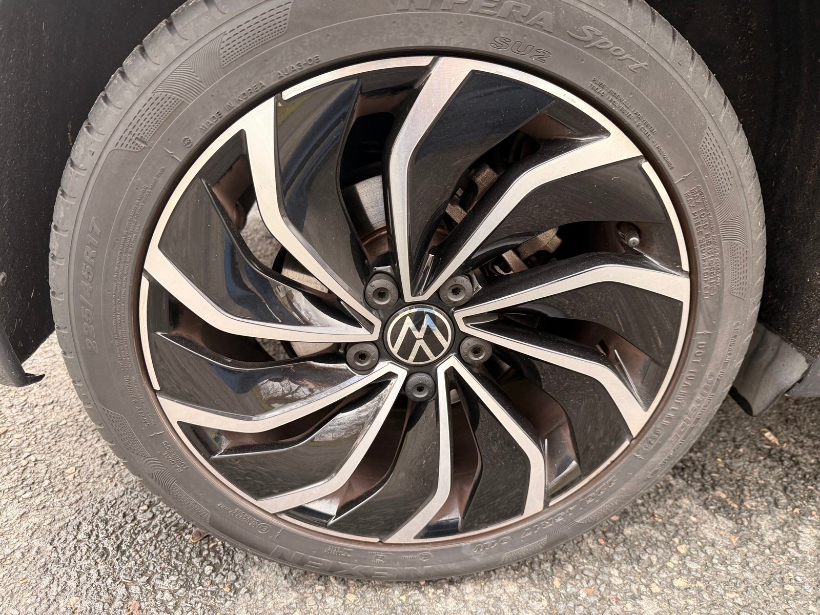 VOLKSWAGEN Golf VIII Hatchback 1.5 eTSi 16V BMT DSG7 131 cv Boîte auto Finition « Style »