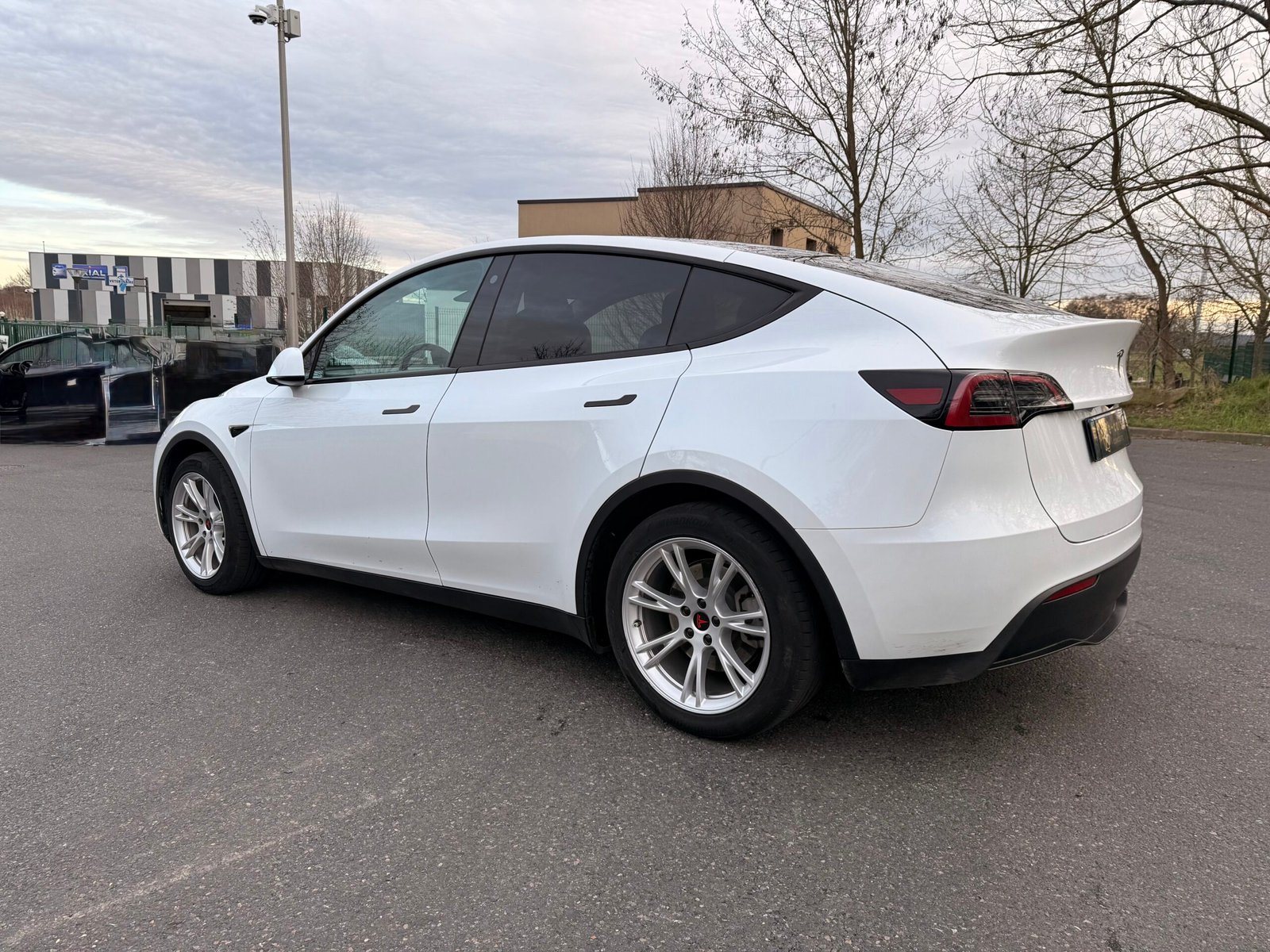 TESLA Model Y propulsion 271 cv Boîte auto