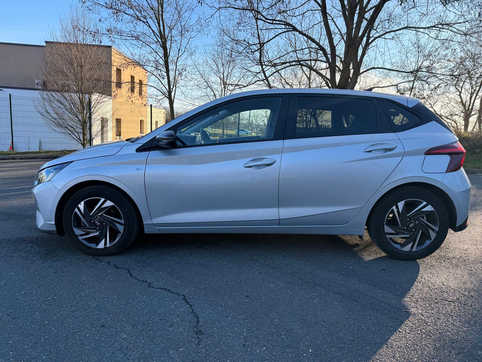 HYUNDAI i20 III 1.0 Hybrid 100 cv finition « intuitive »