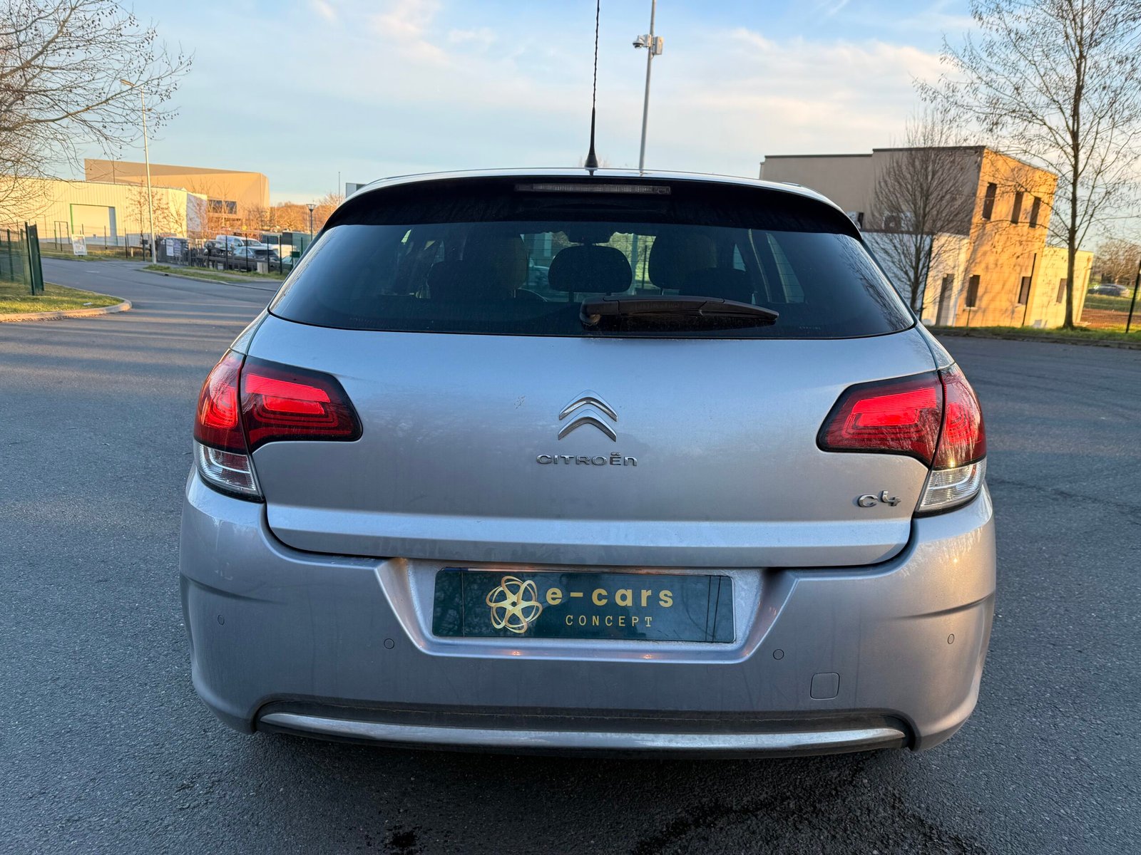 CITROËN C4 II 1.2 PureTech 130 cv Finition « Millenium »