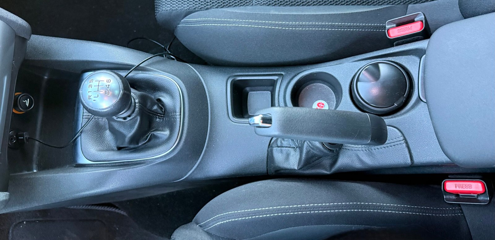 CITROËN C4 II 1.2 PureTech 130 cv Finition « Millenium »