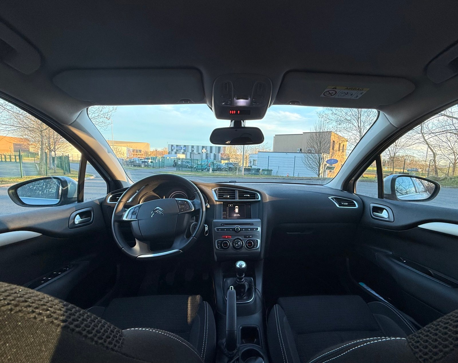 CITROËN C4 II 1.2 PureTech 130 cv Finition « Millenium »