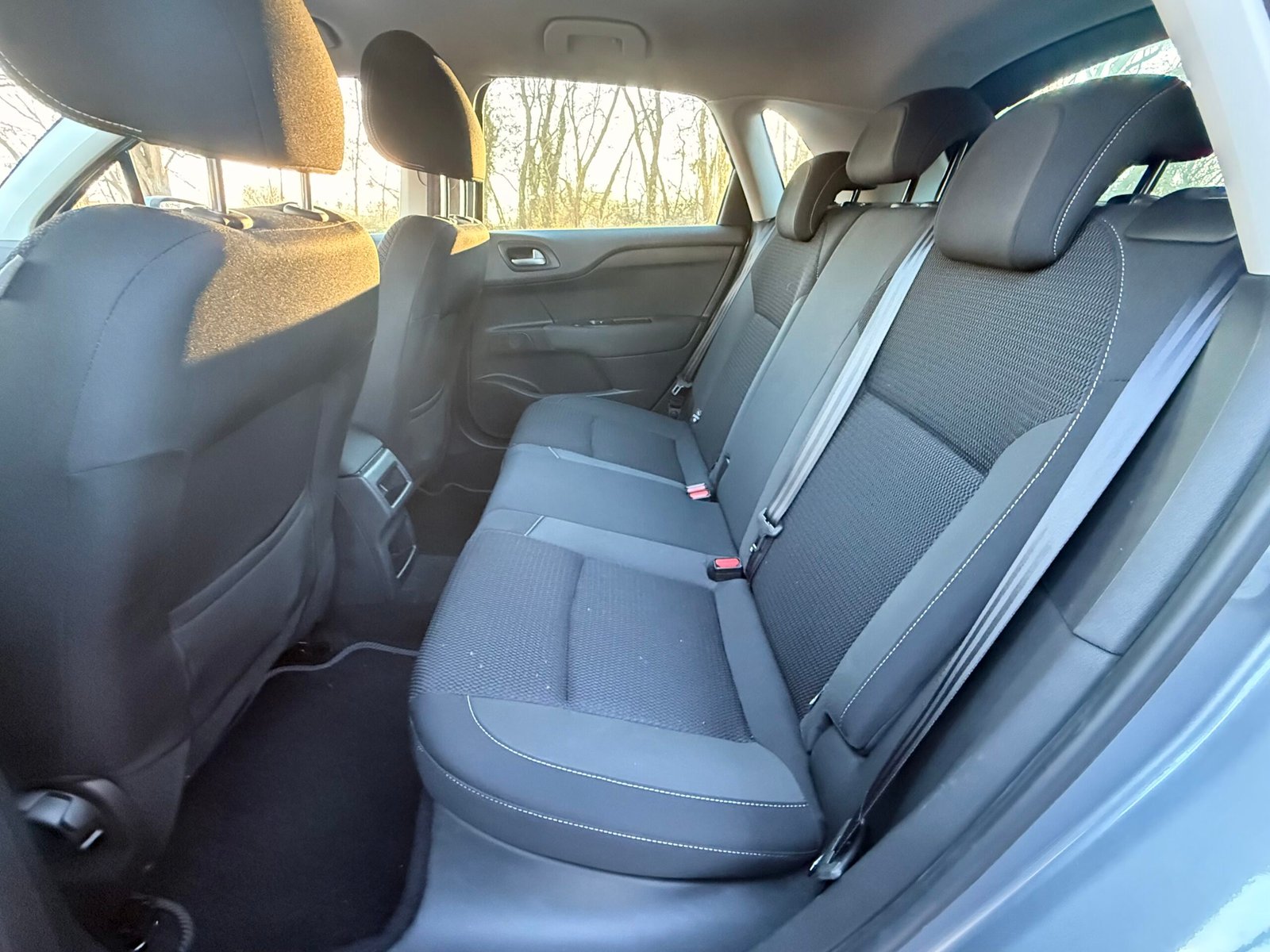 CITROËN C4 II 1.2 PureTech 130 cv Finition « Millenium »